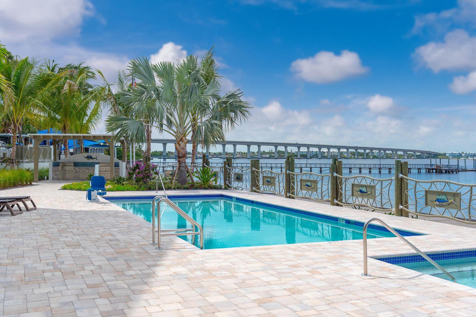 41 SW Seminole #410, Stuart FL 34994