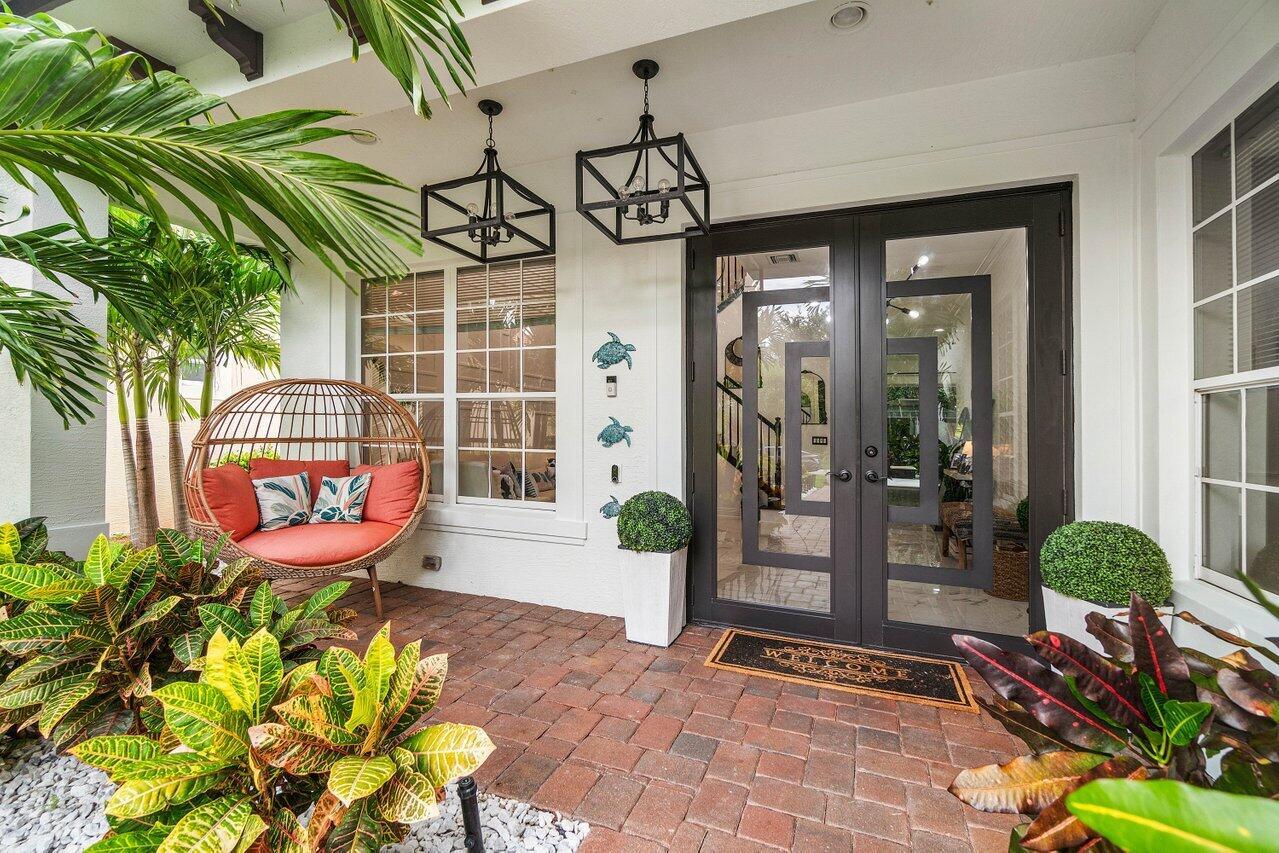 12323 Aviles Circle, Palm Beach Gardens FL 33418