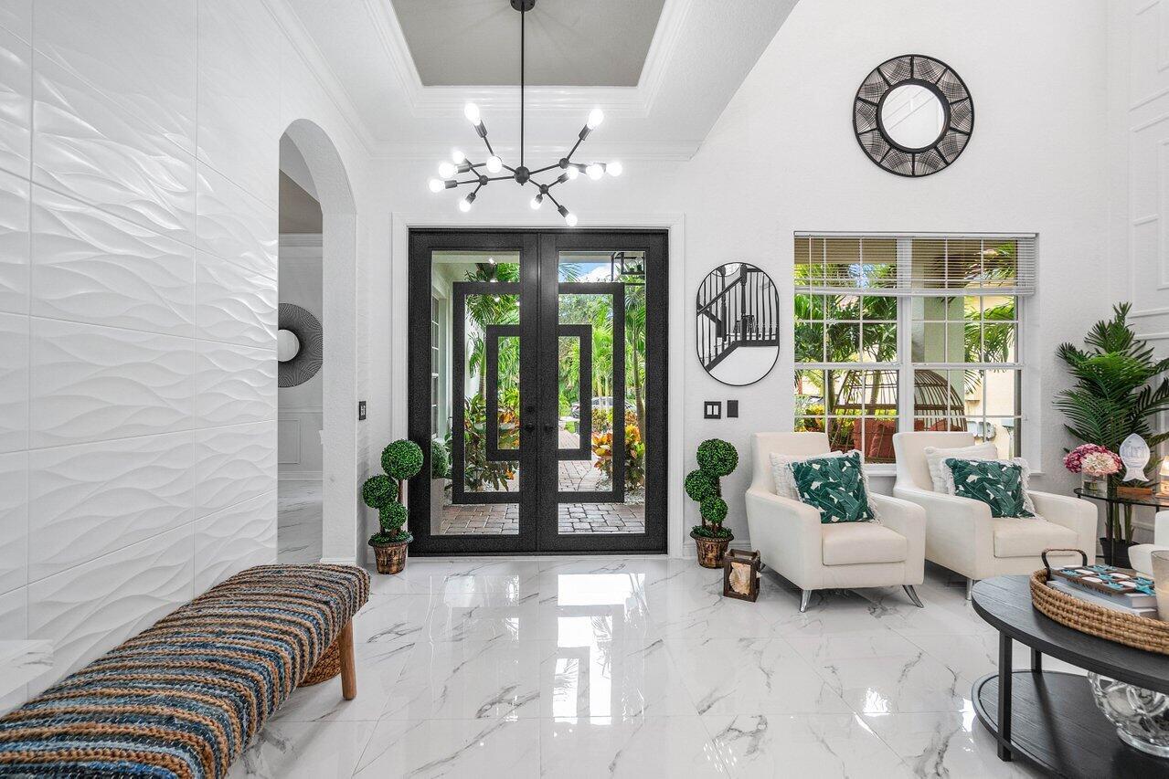 12323 Aviles Circle, Palm Beach Gardens FL 33418