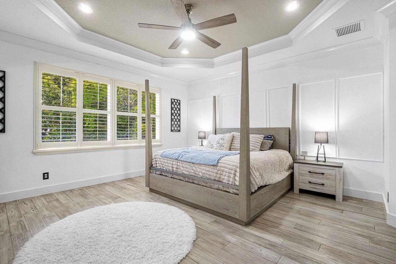 12323 Aviles Circle, Palm Beach Gardens FL 33418