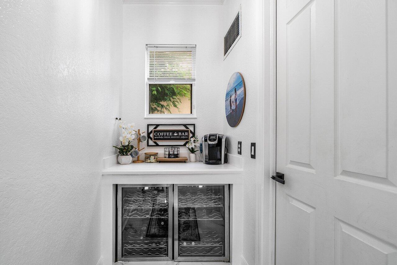 12323 Aviles Circle, Palm Beach Gardens FL 33418