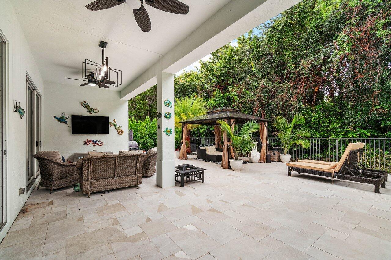 12323 Aviles Circle, Palm Beach Gardens FL 33418