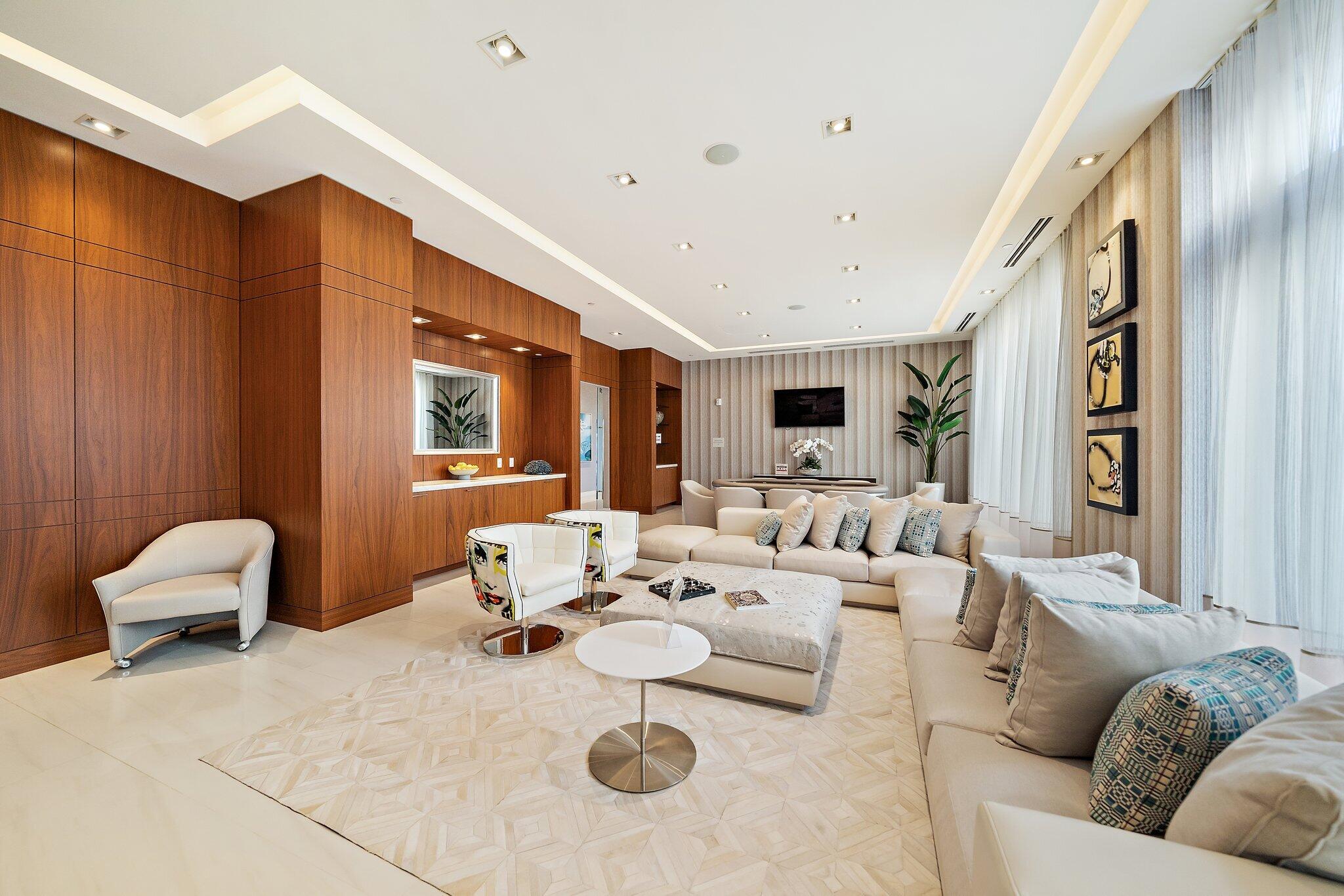 3730 N Ocean #9d, Singer Island FL 33404