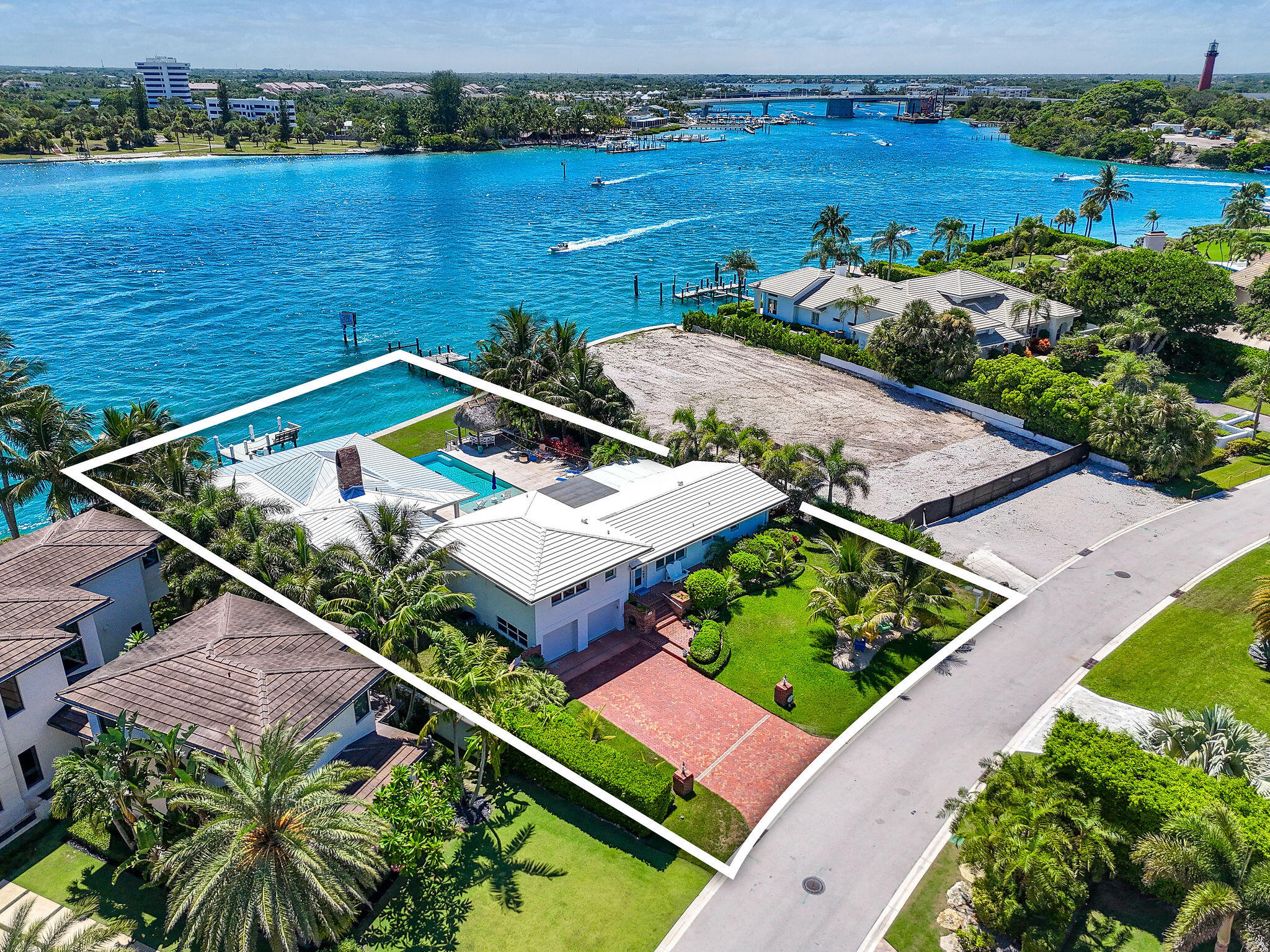 87 Lighthouse, Jupiter Inlet Colony FL 33469