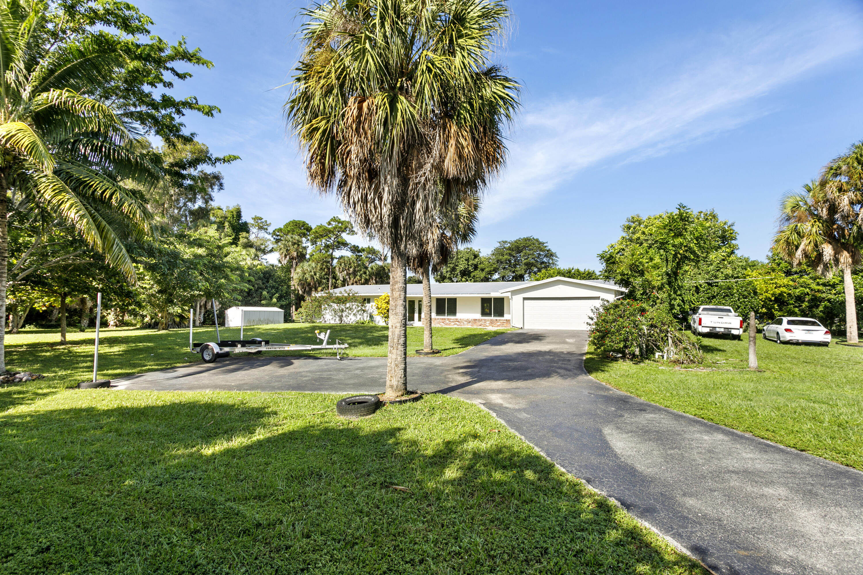 5200 Club, Haverhill FL 33415