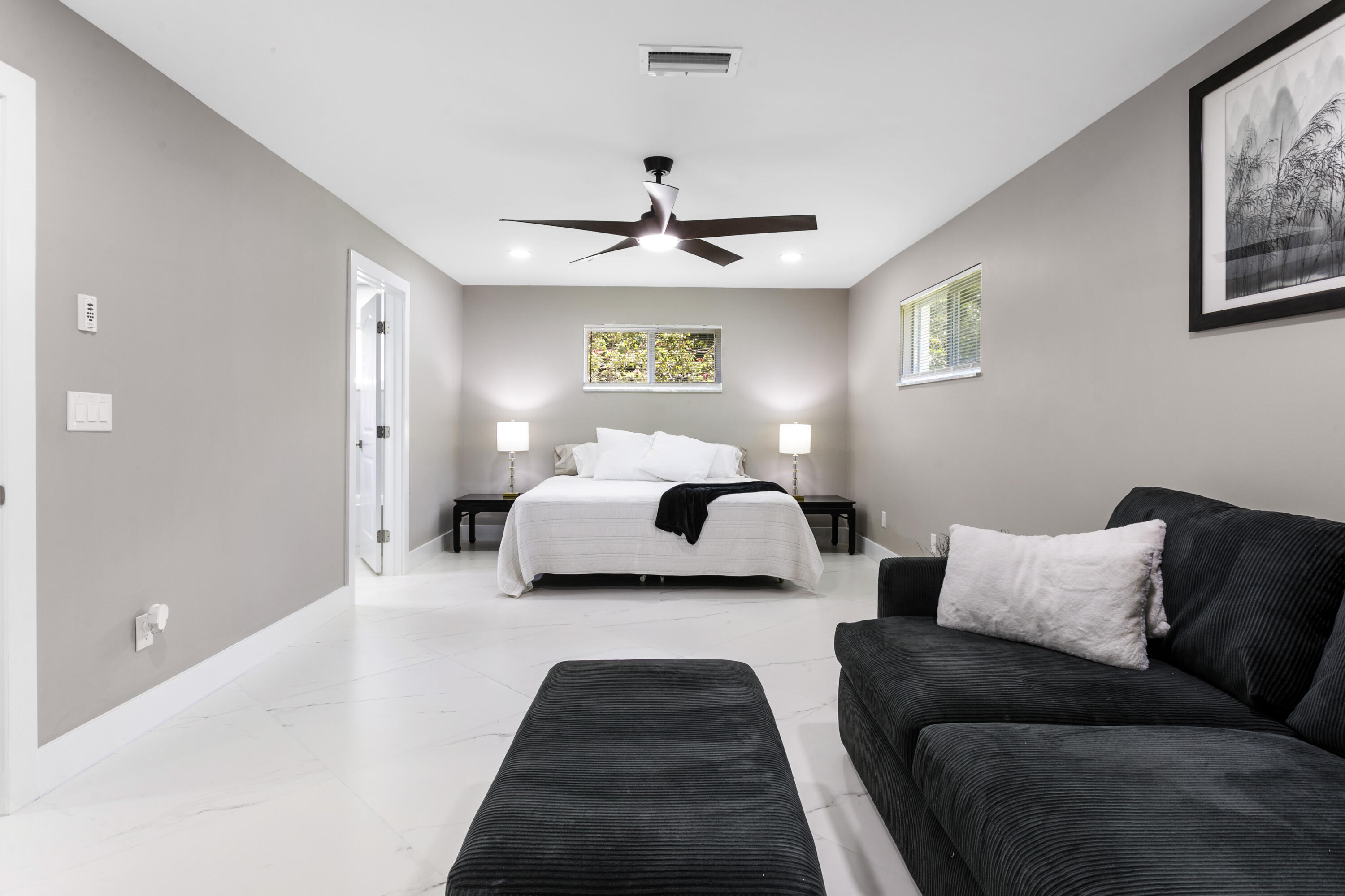 5200 Club, Haverhill FL 33415