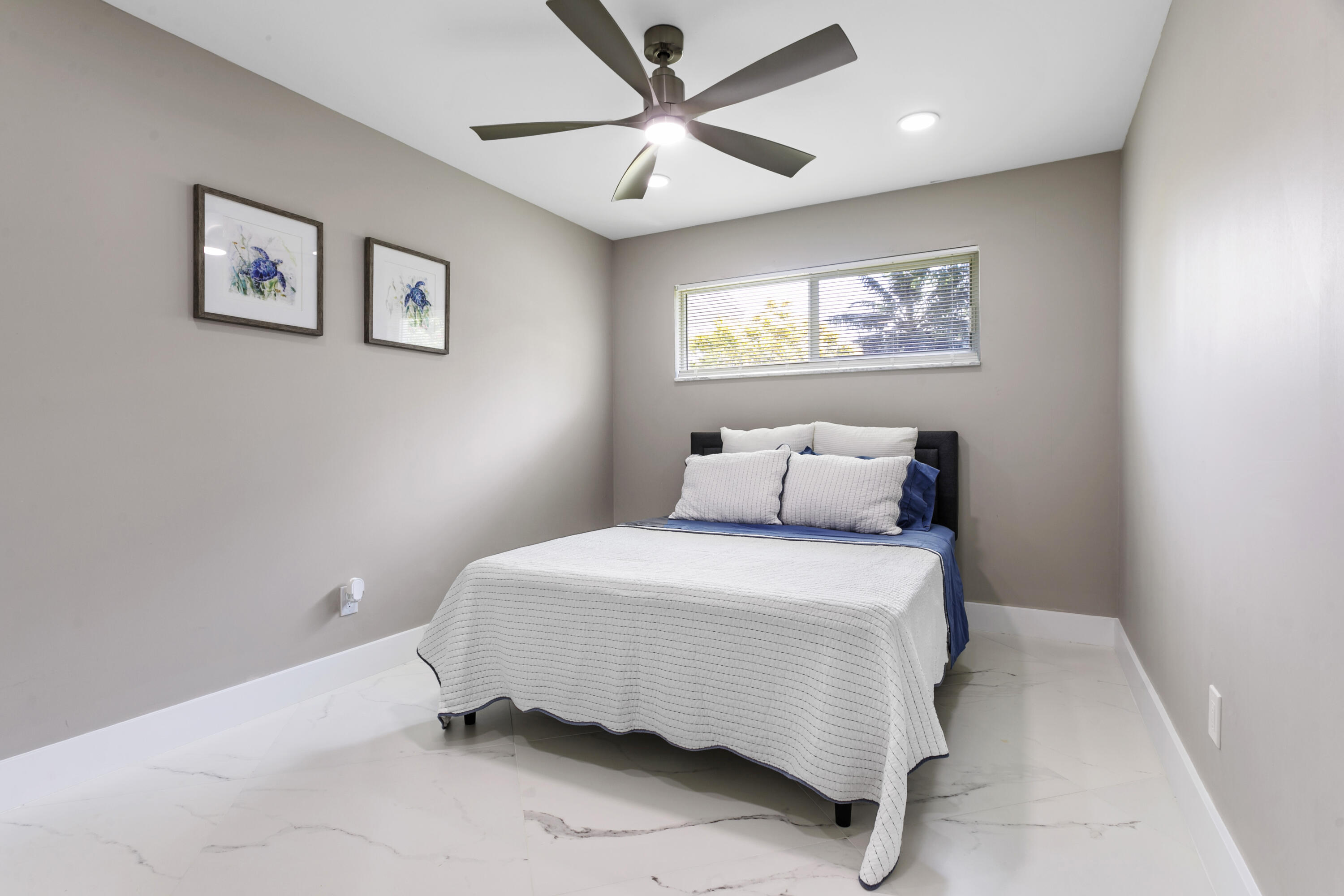 5200 Club, Haverhill FL 33415