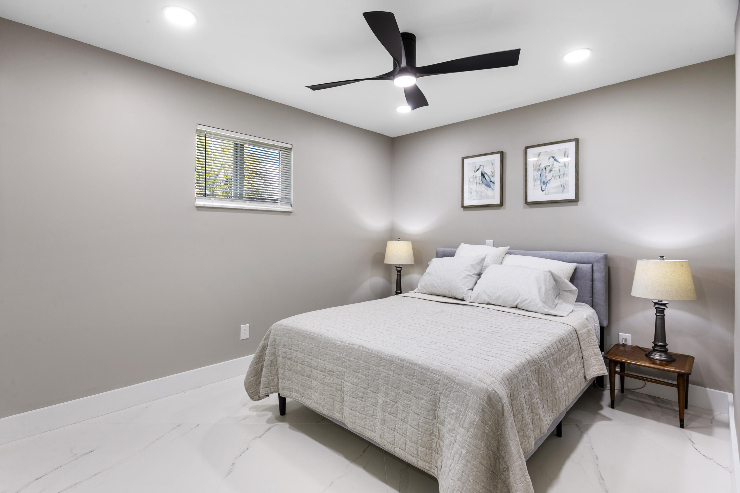 5200 Club, Haverhill FL 33415