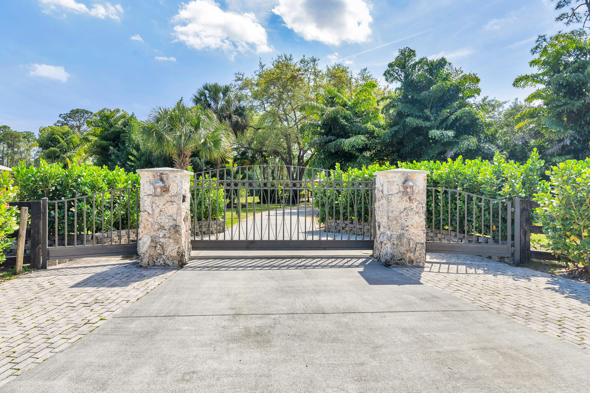 14204 Broken Wing, Palm Beach Gardens FL 33418
