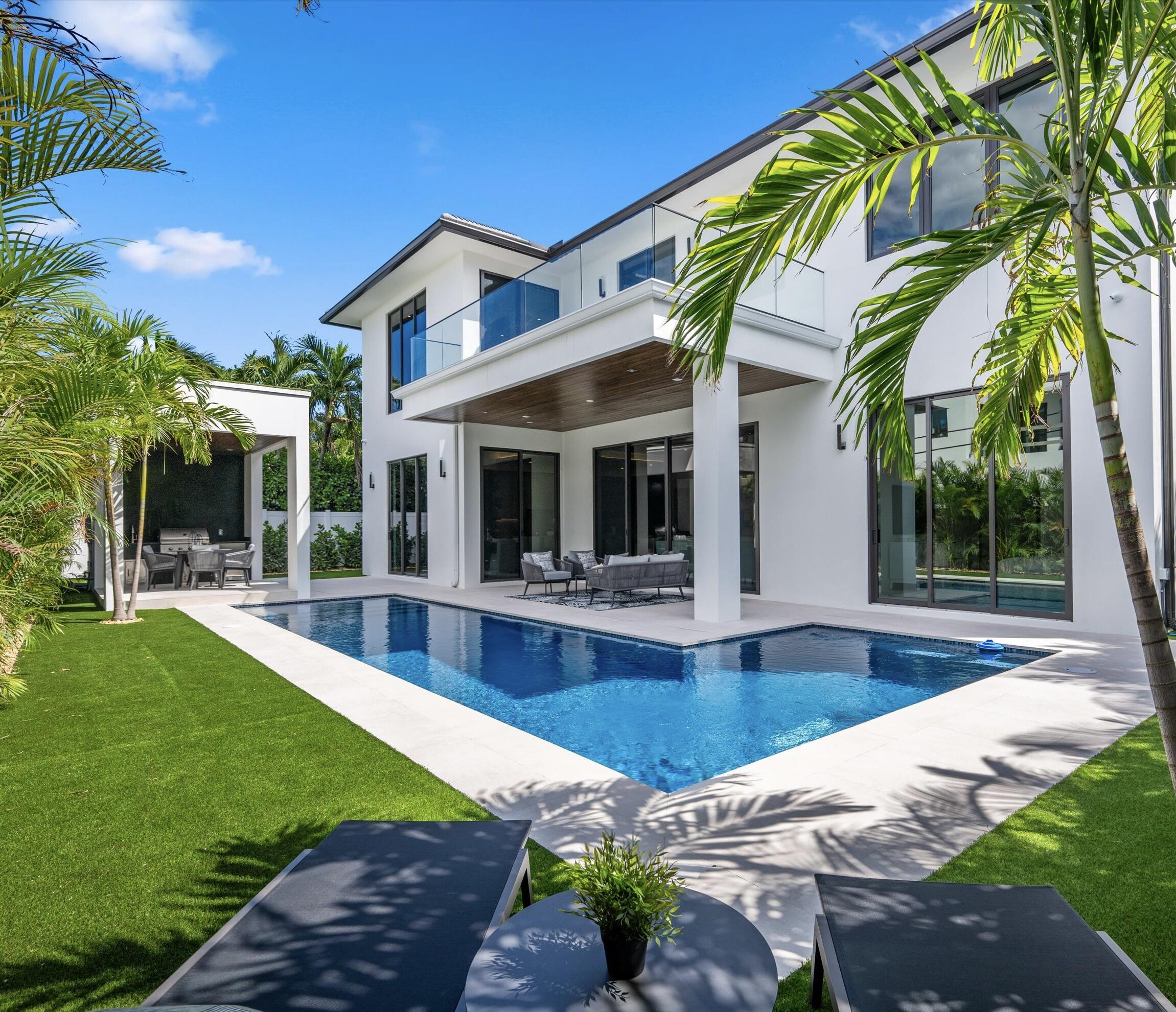 335 NE 5th, Boca Raton FL 33432