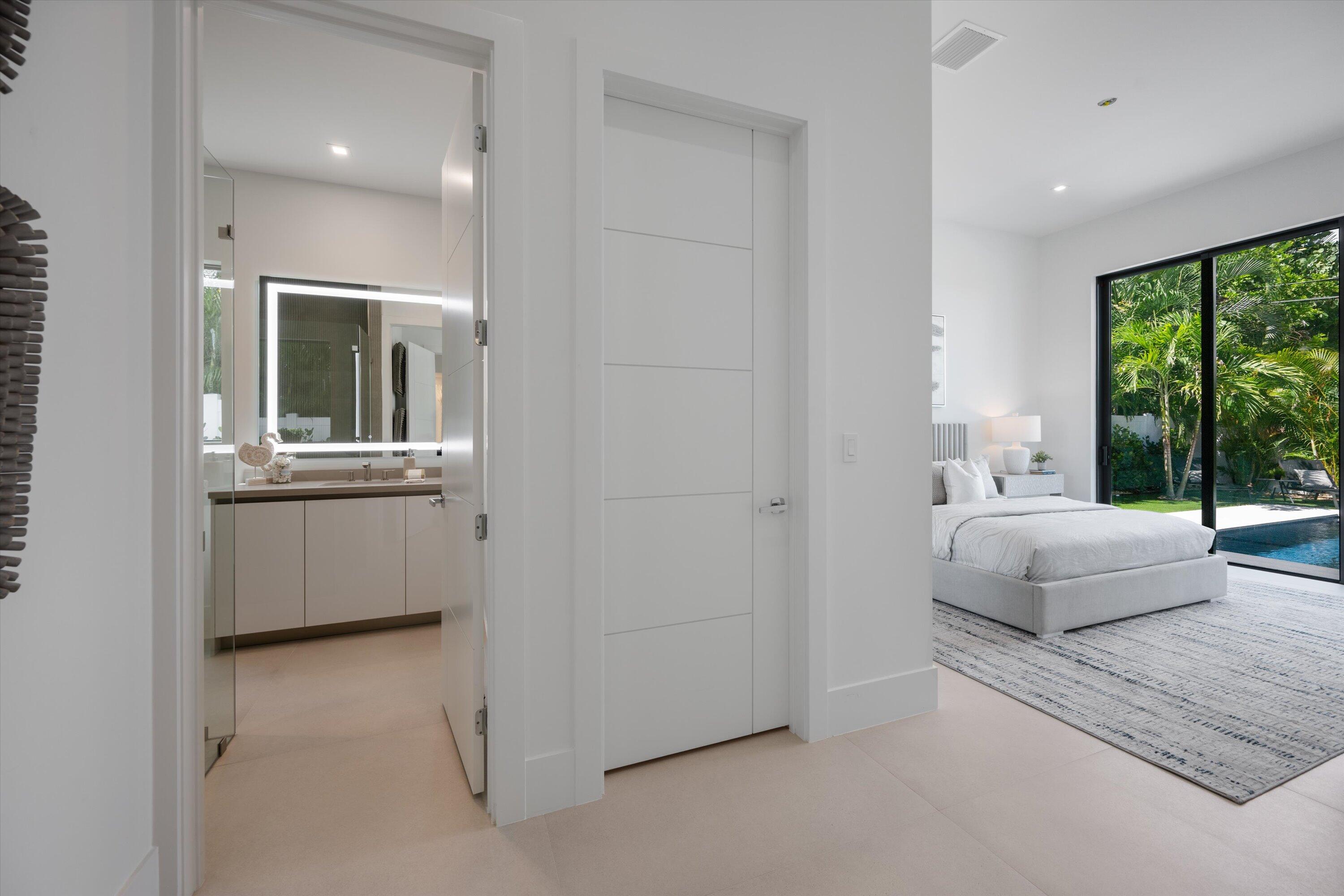 335 NE 5th, Boca Raton FL 33432