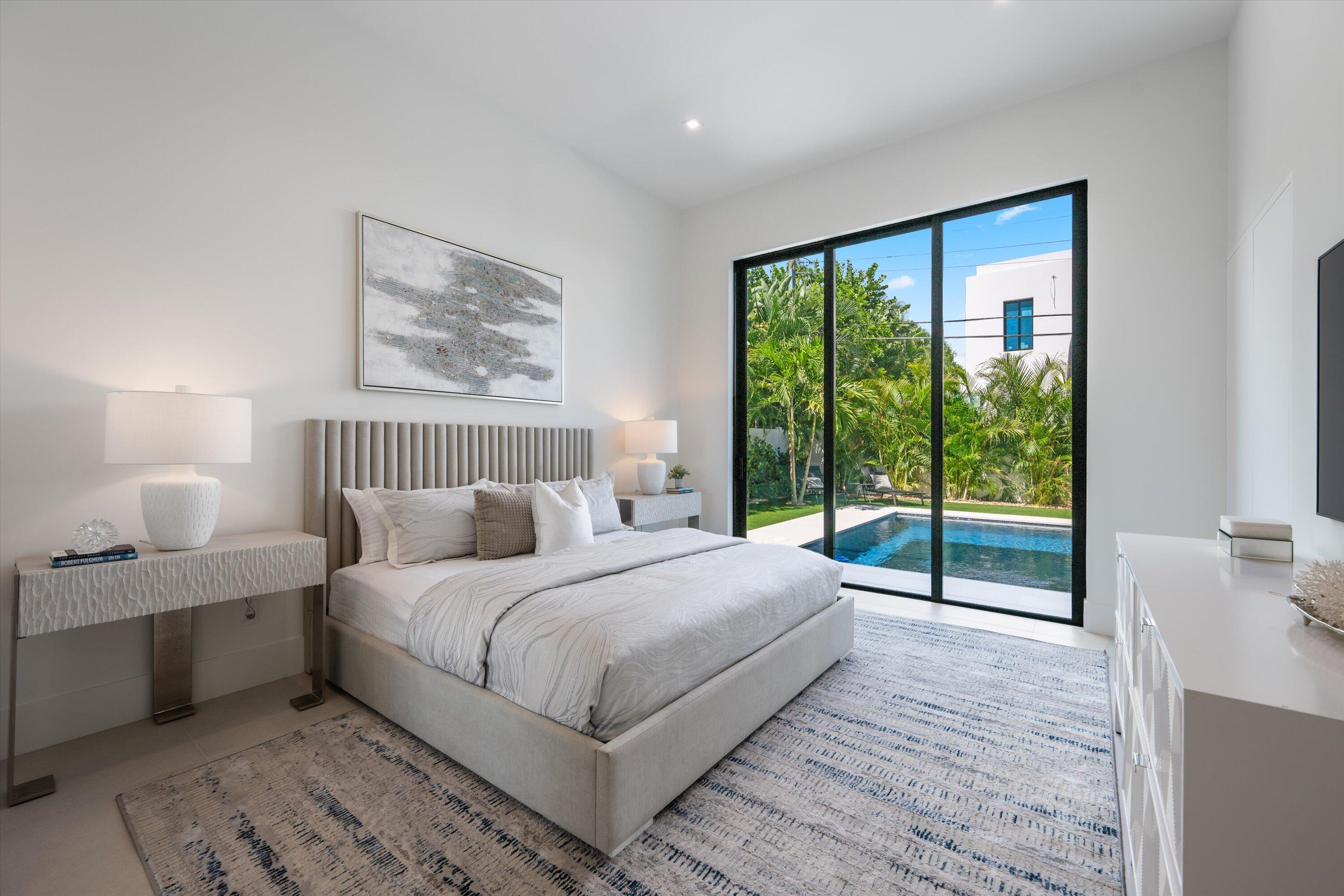 335 NE 5th, Boca Raton FL 33432