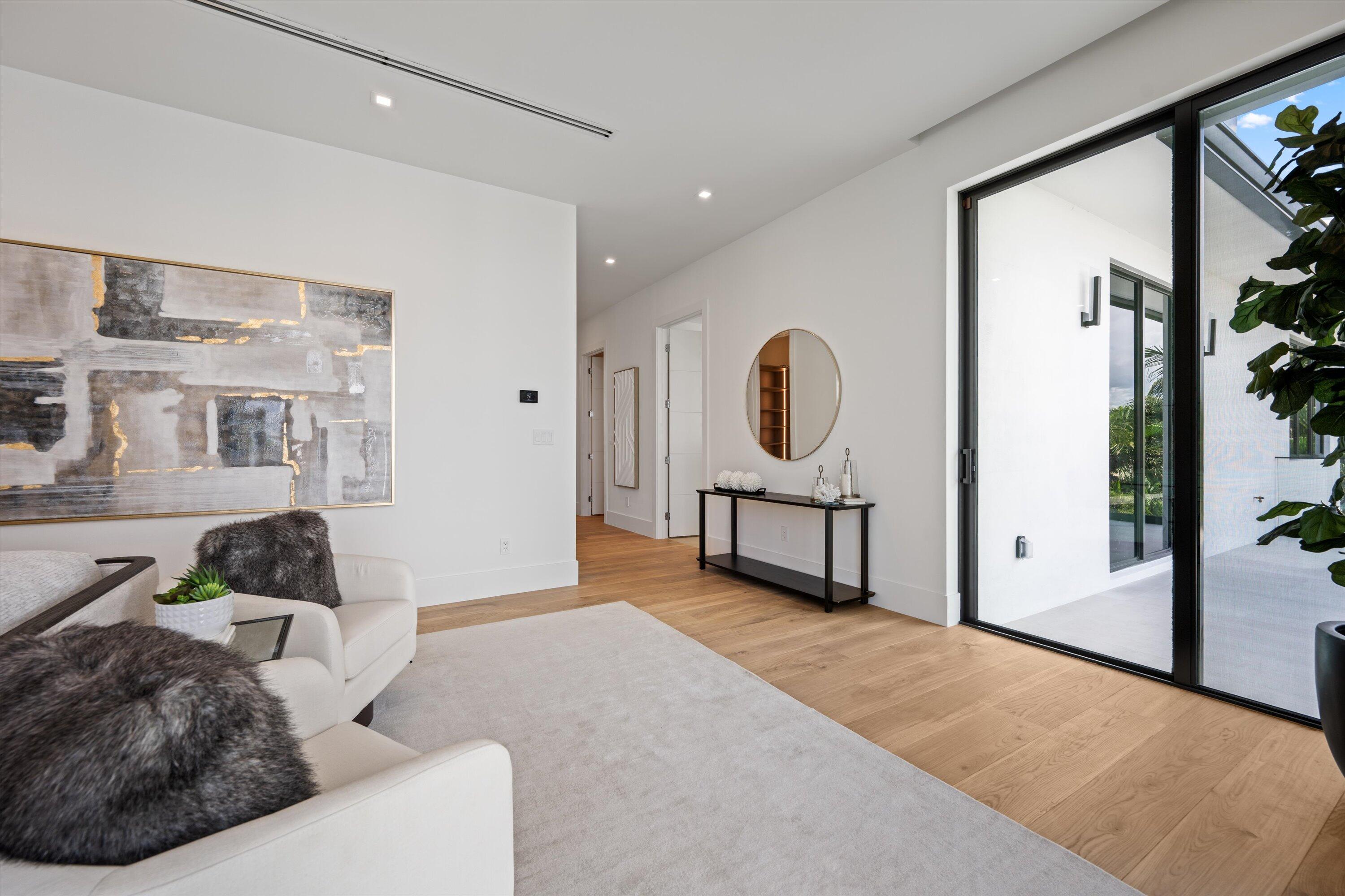 335 NE 5th, Boca Raton FL 33432