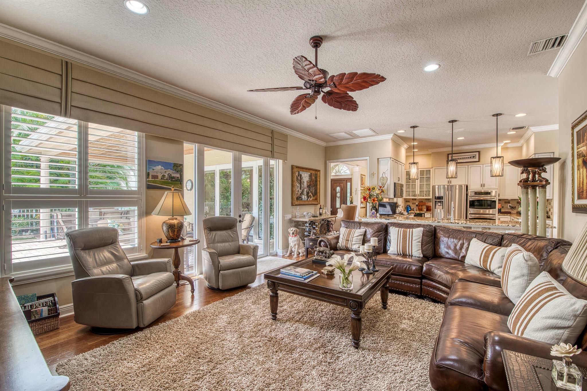 144 Oakwood Lane, Palm Beach Gardens FL 33410