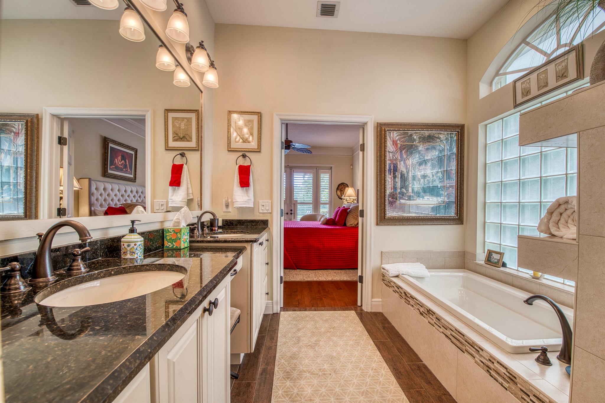 144 Oakwood Lane, Palm Beach Gardens FL 33410
