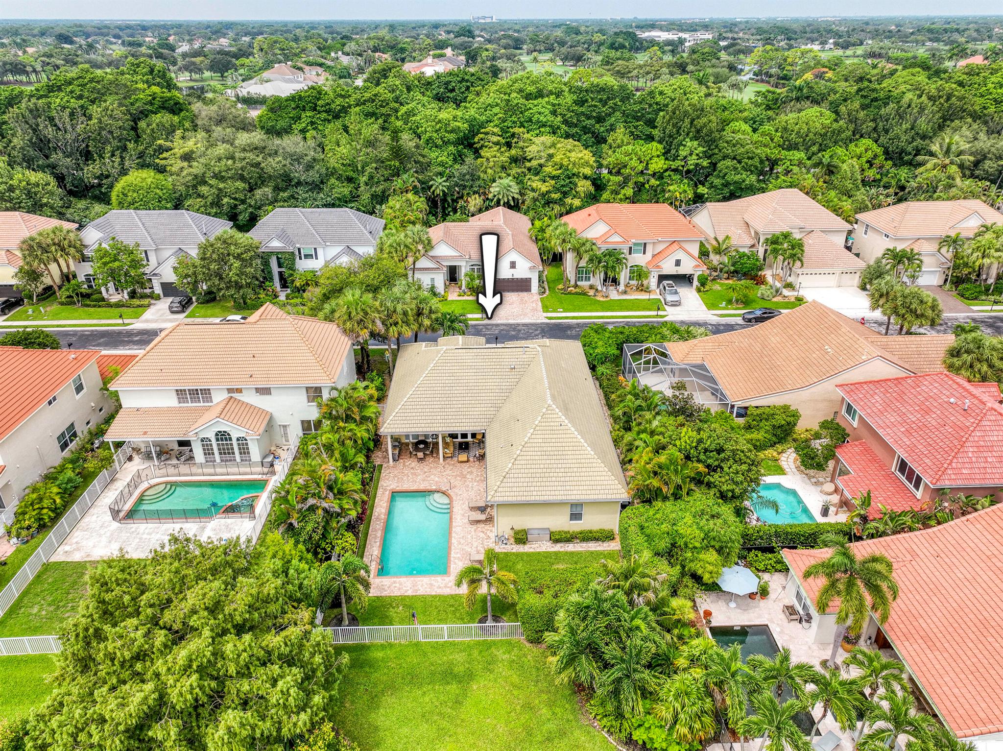 144 Oakwood Lane, Palm Beach Gardens FL 33410