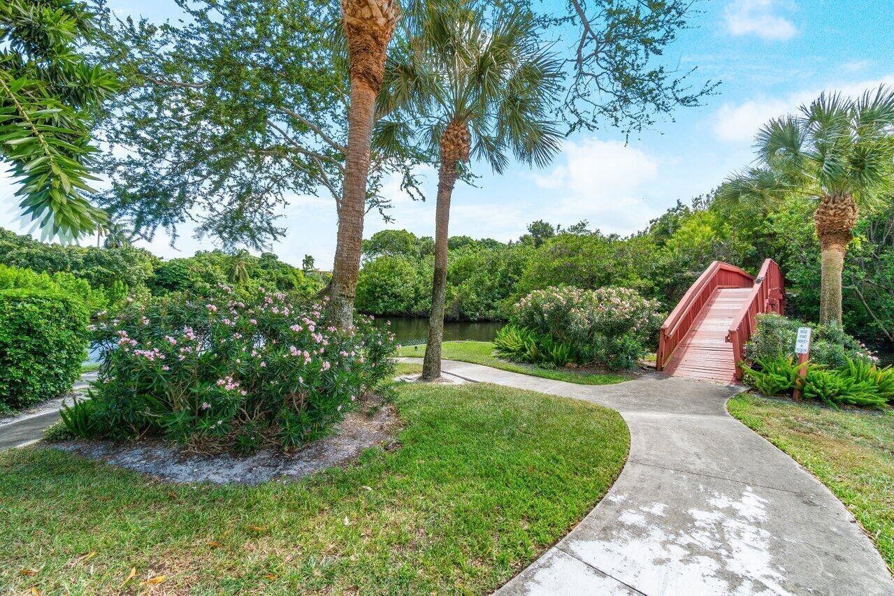 671 Juneberry Court, Boca Raton FL 33486