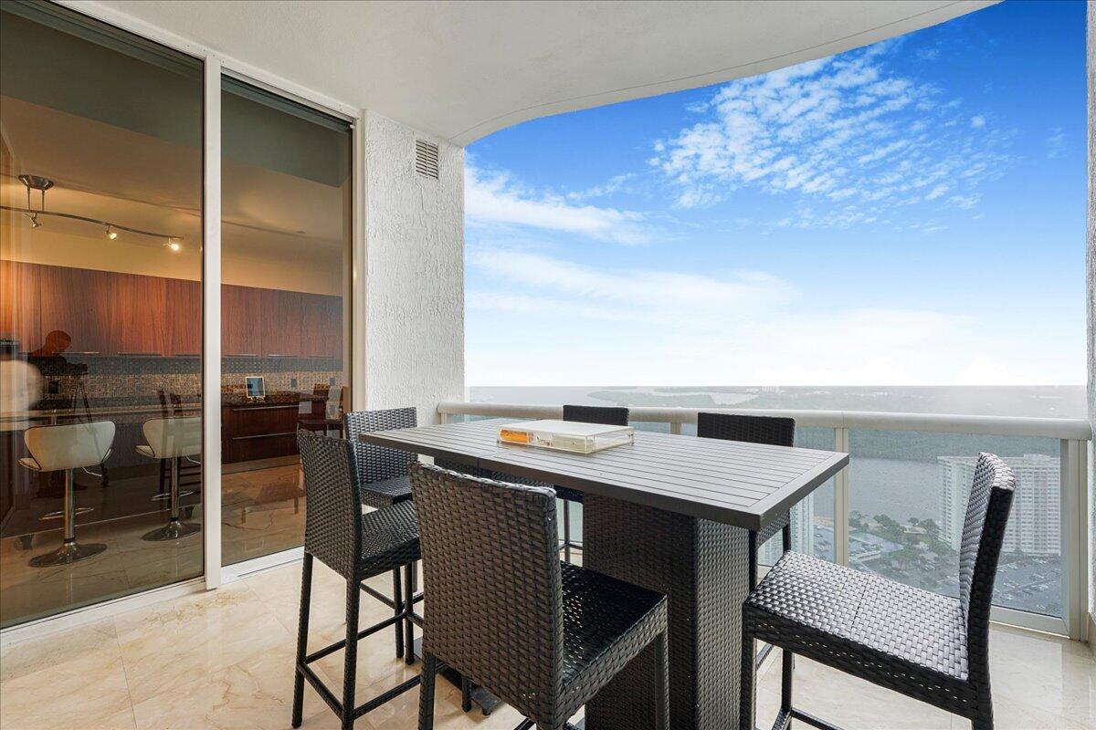 15901 Collins Avenue #3804, Sunny Isles Beach FL 33160