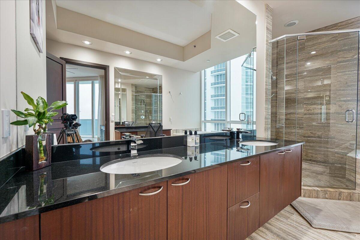 15901 Collins Avenue #3804, Sunny Isles Beach FL 33160