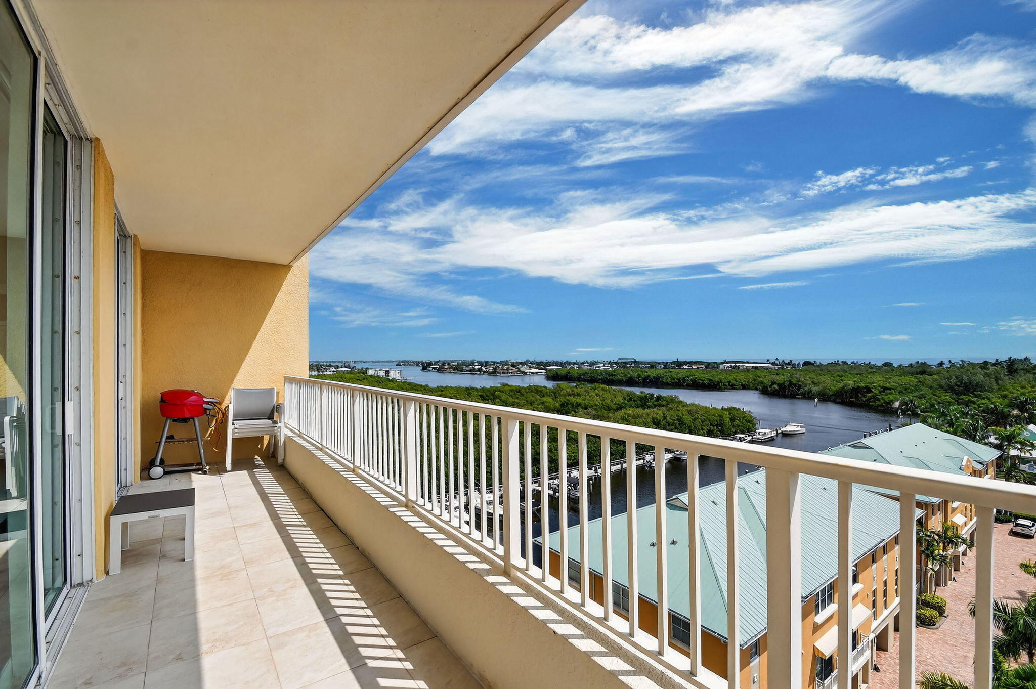 625 Casa Loma #802, Boynton Beach FL 33435