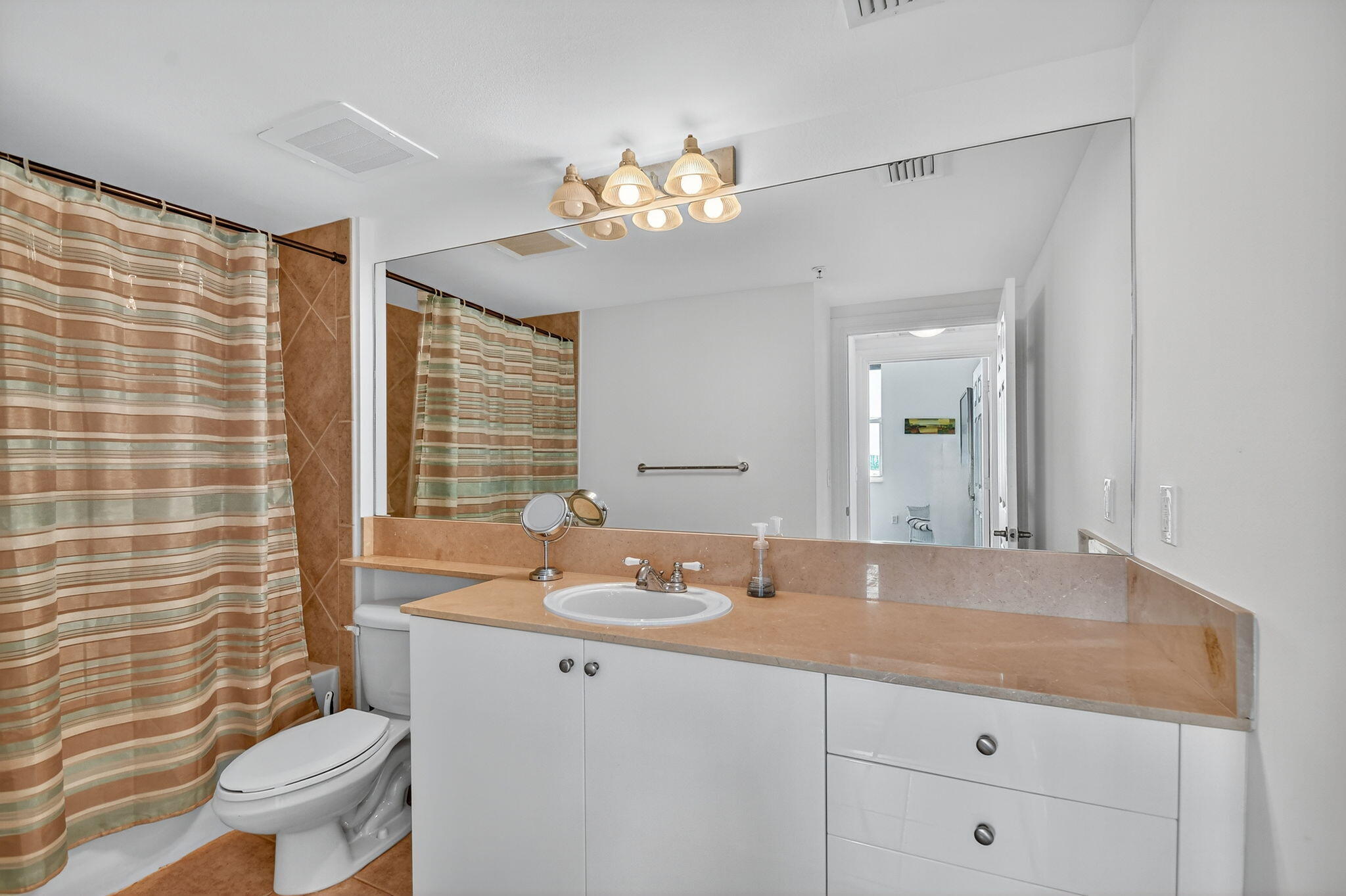 625 Casa Loma #802, Boynton Beach FL 33435