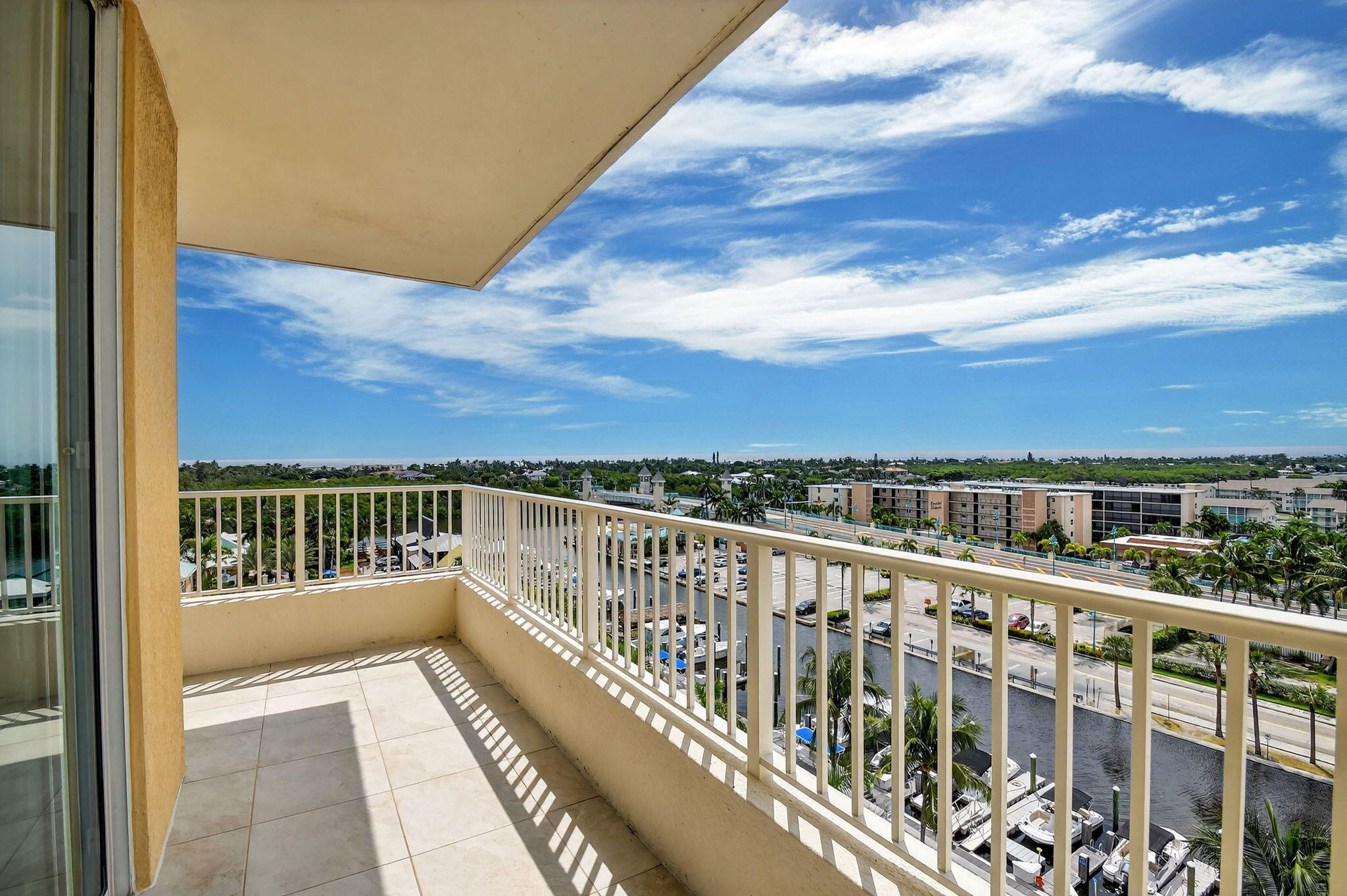 625 Casa Loma #802, Boynton Beach FL 33435