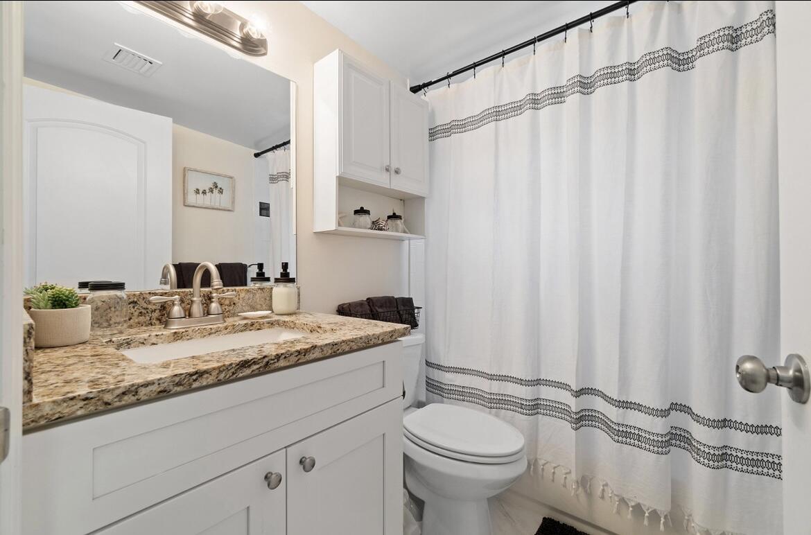 727 S Lake, Lantana FL 33462