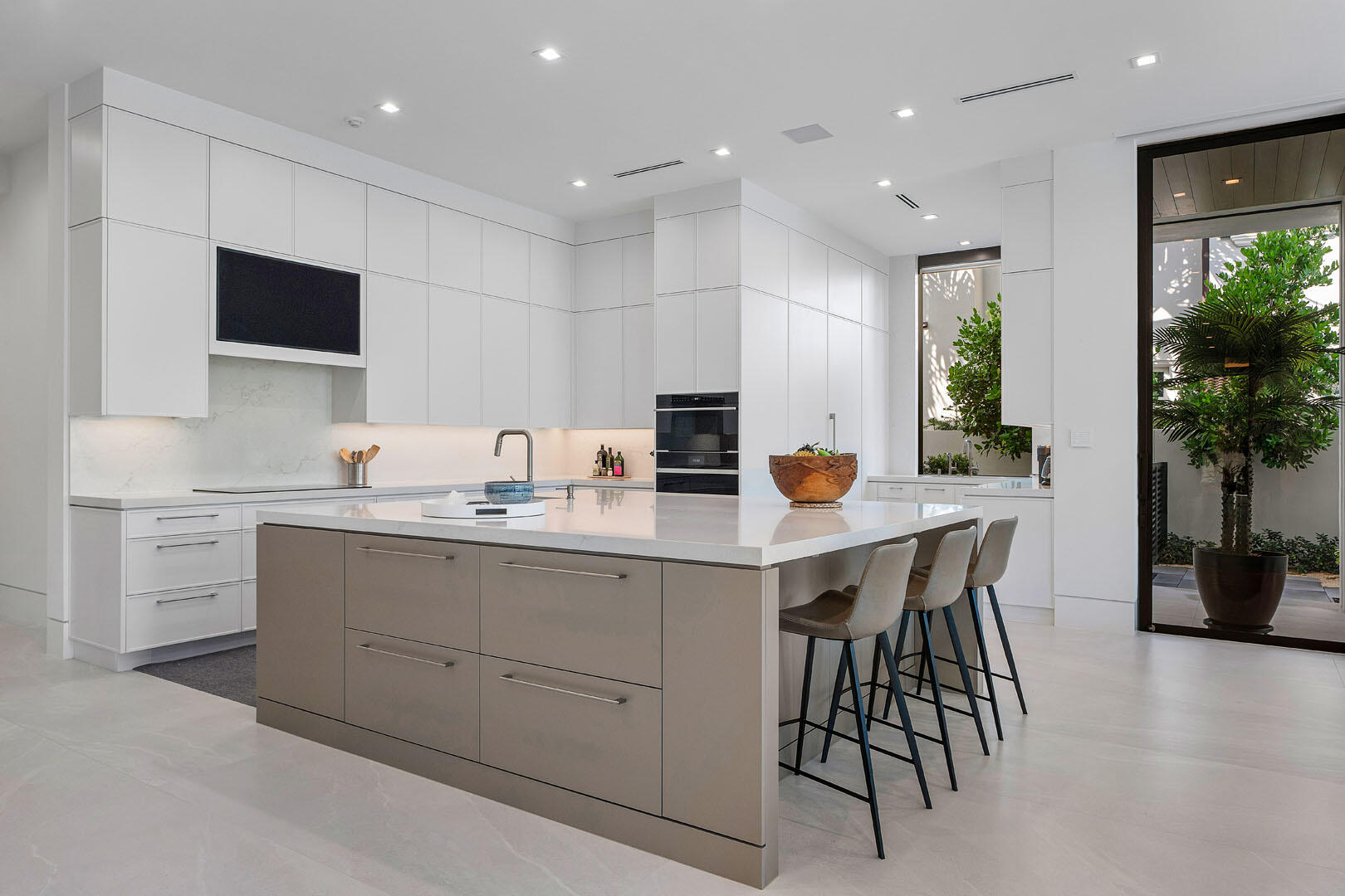 175 W Alexander Palm, Boca Raton FL 33432