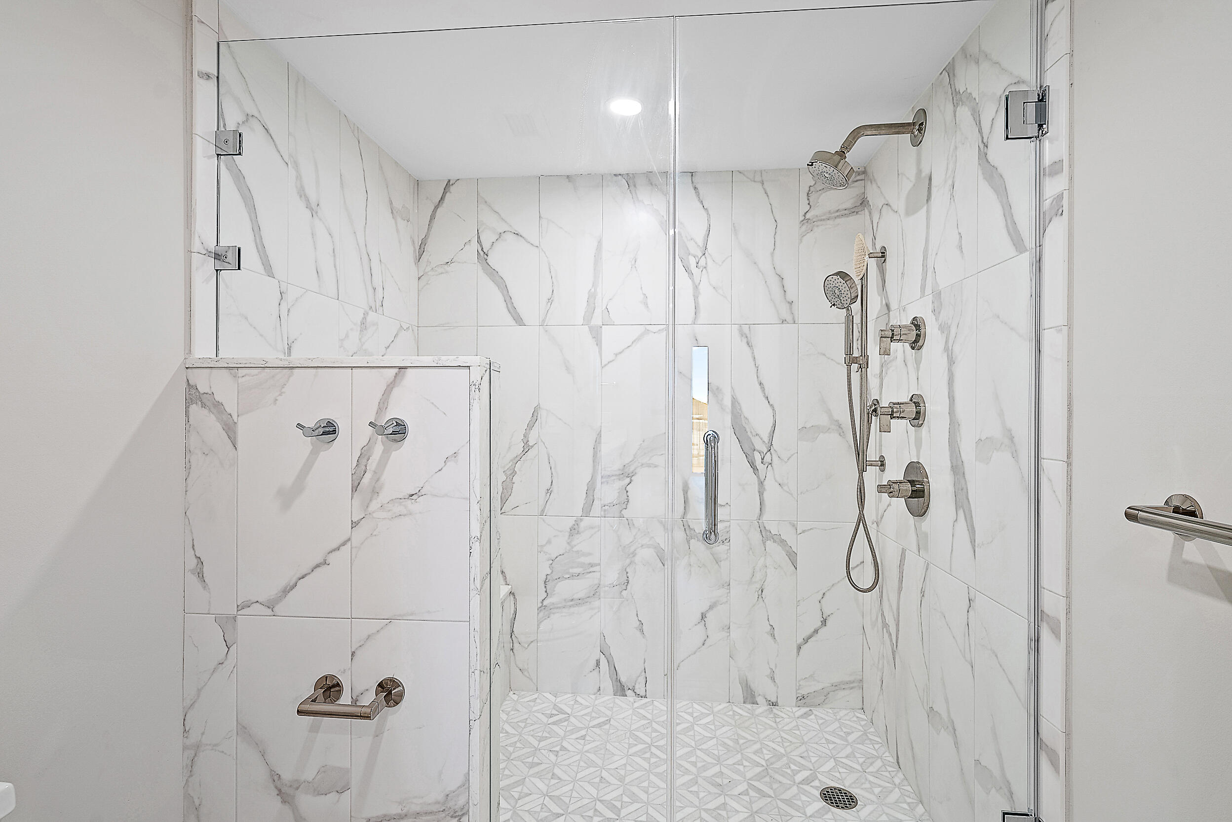 16910 Bay #E204, Jupiter FL 33477