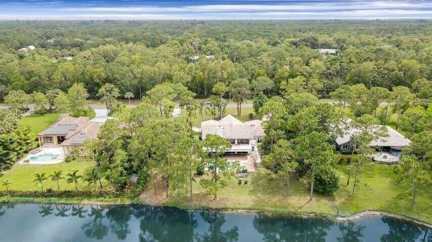 1328 SE Colony, Jupiter FL 33478