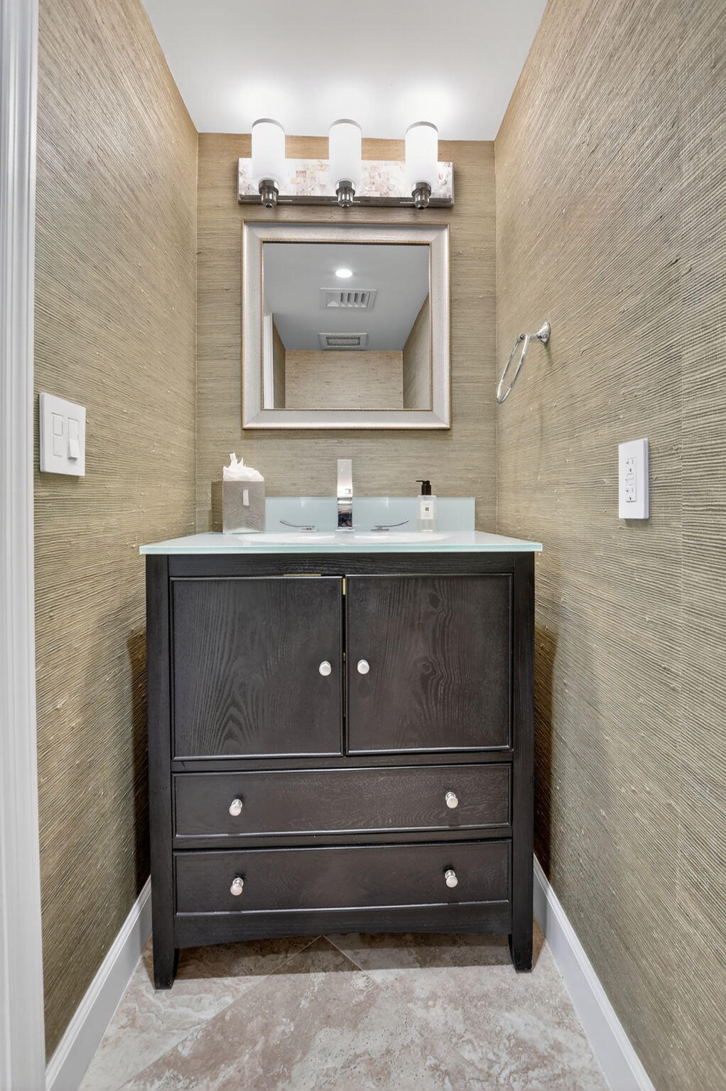 1500 S Ocean #704, Boca Raton FL 33432
