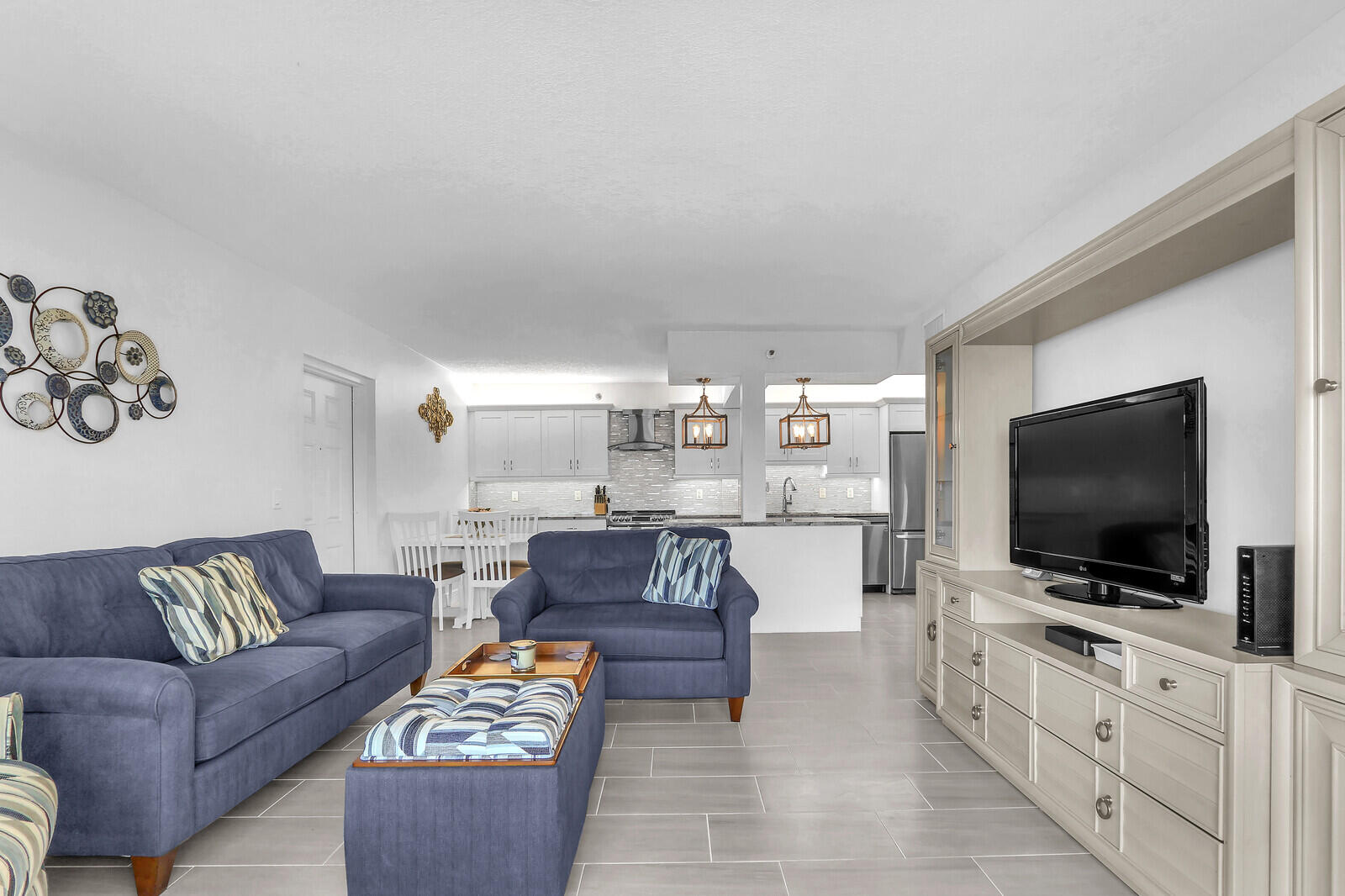 4444 NE Ocean #E2, Jensen Beach FL 34957