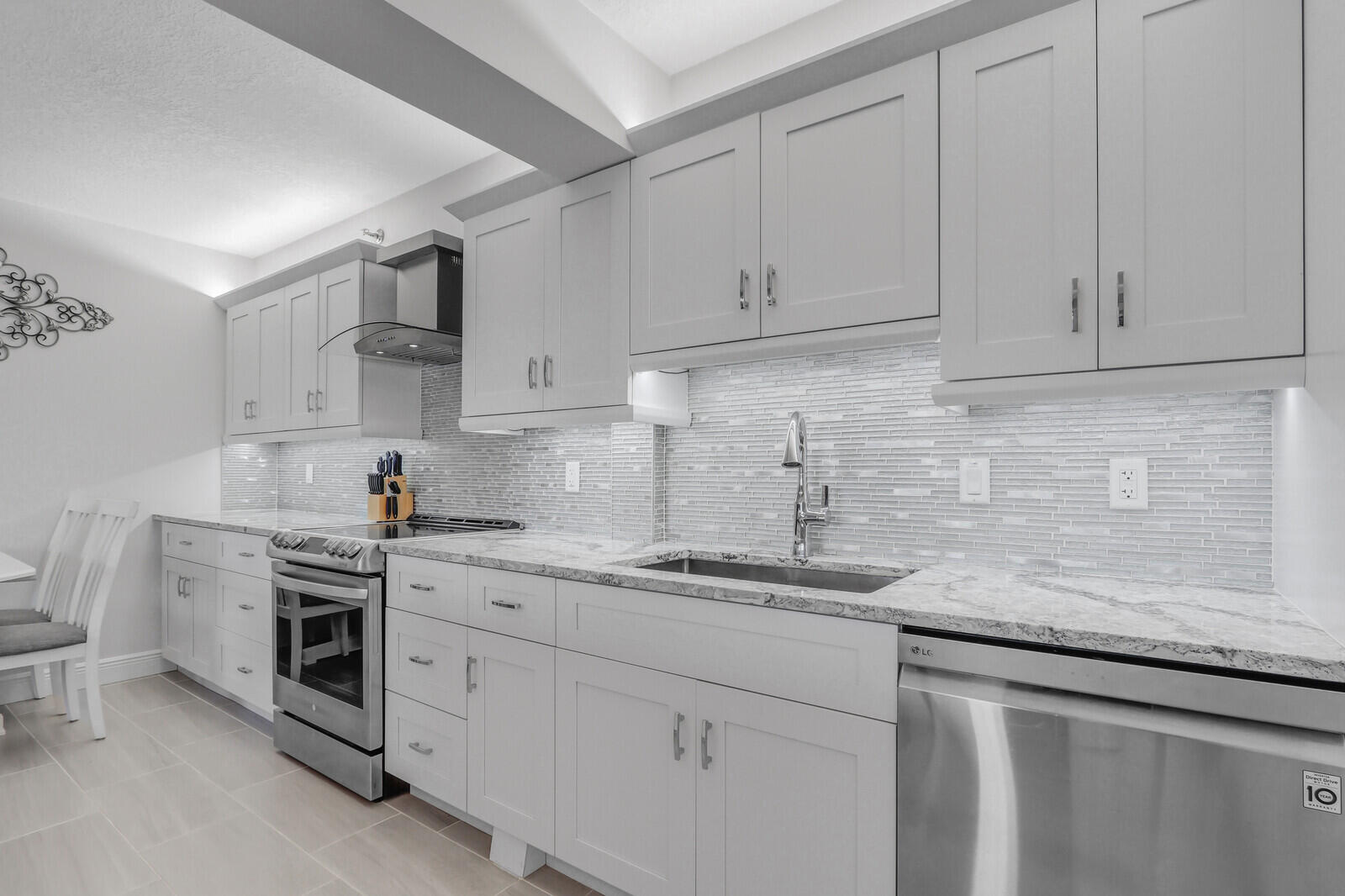 4444 NE Ocean #E2, Jensen Beach FL 34957