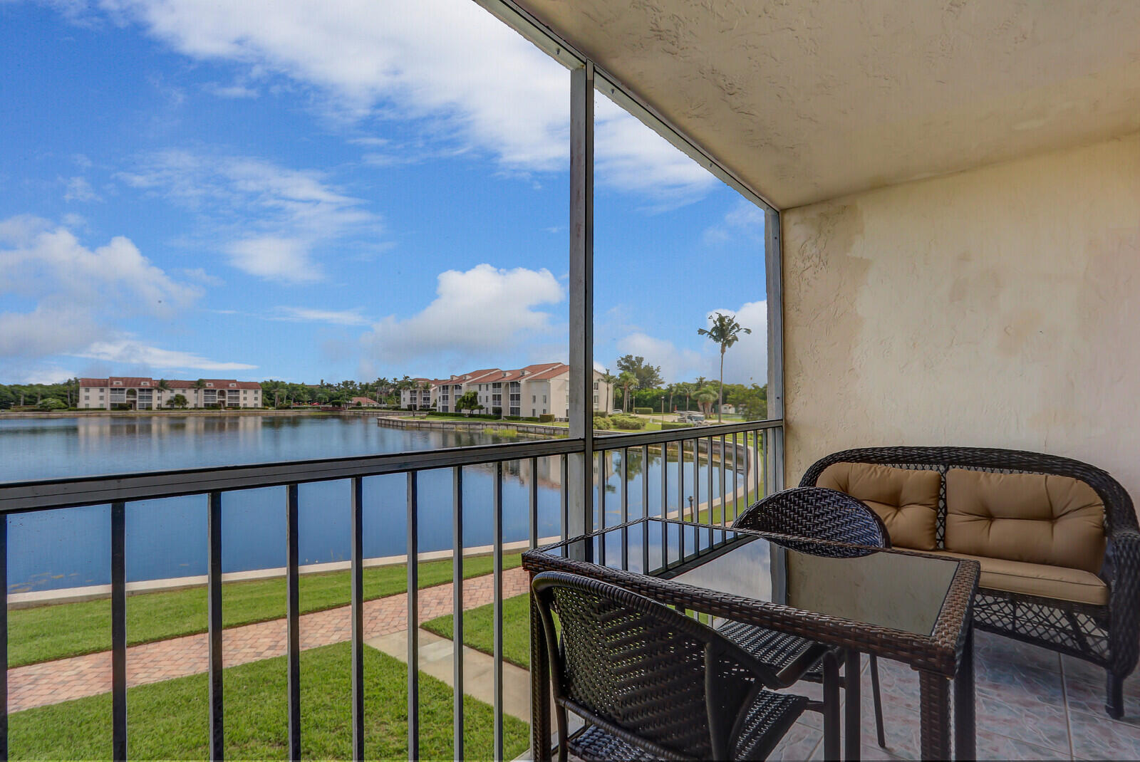4444 NE Ocean #E2, Jensen Beach FL 34957