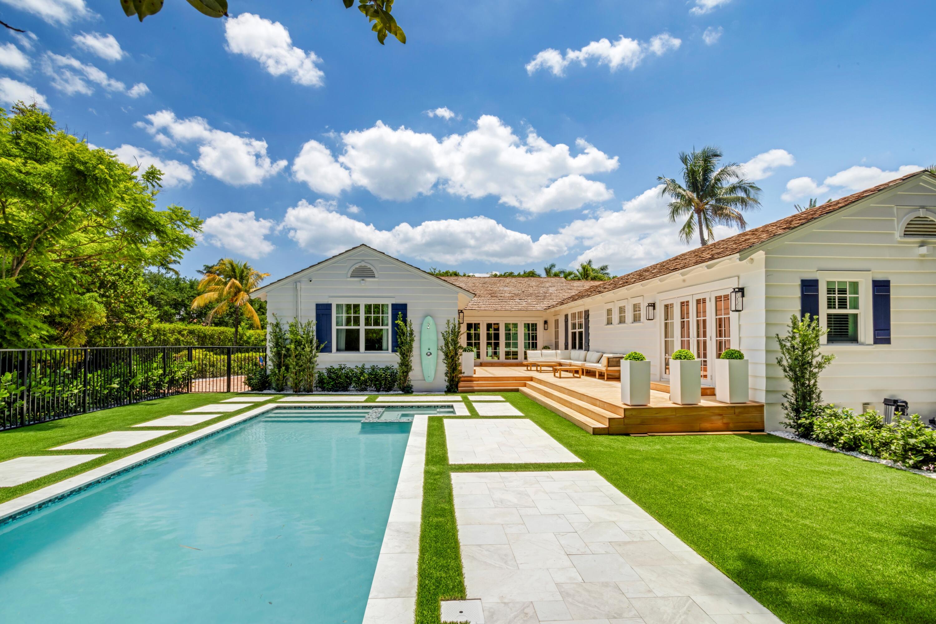 1017 Tamarind, Delray Beach FL 33483