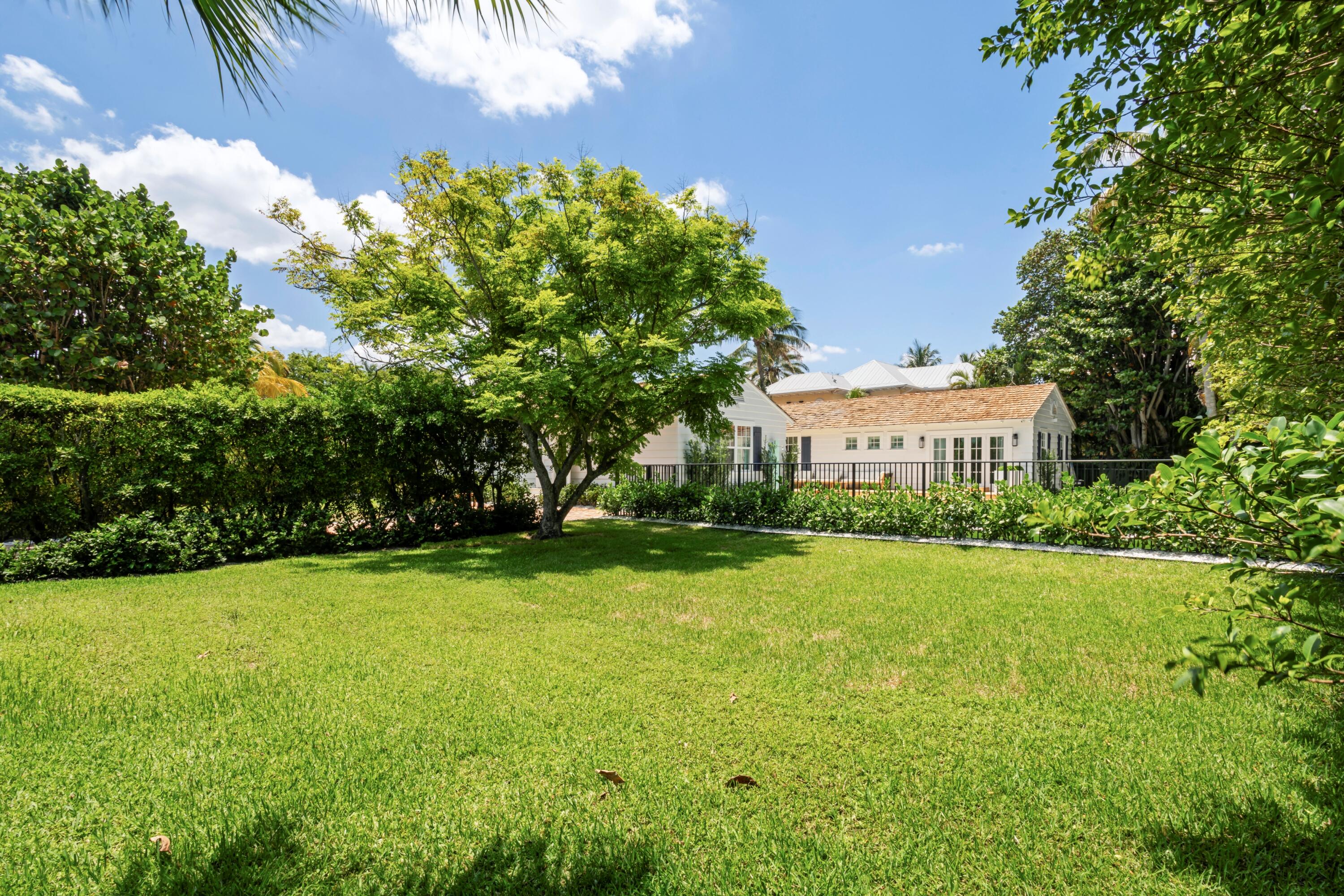 1017 Tamarind, Delray Beach FL 33483
