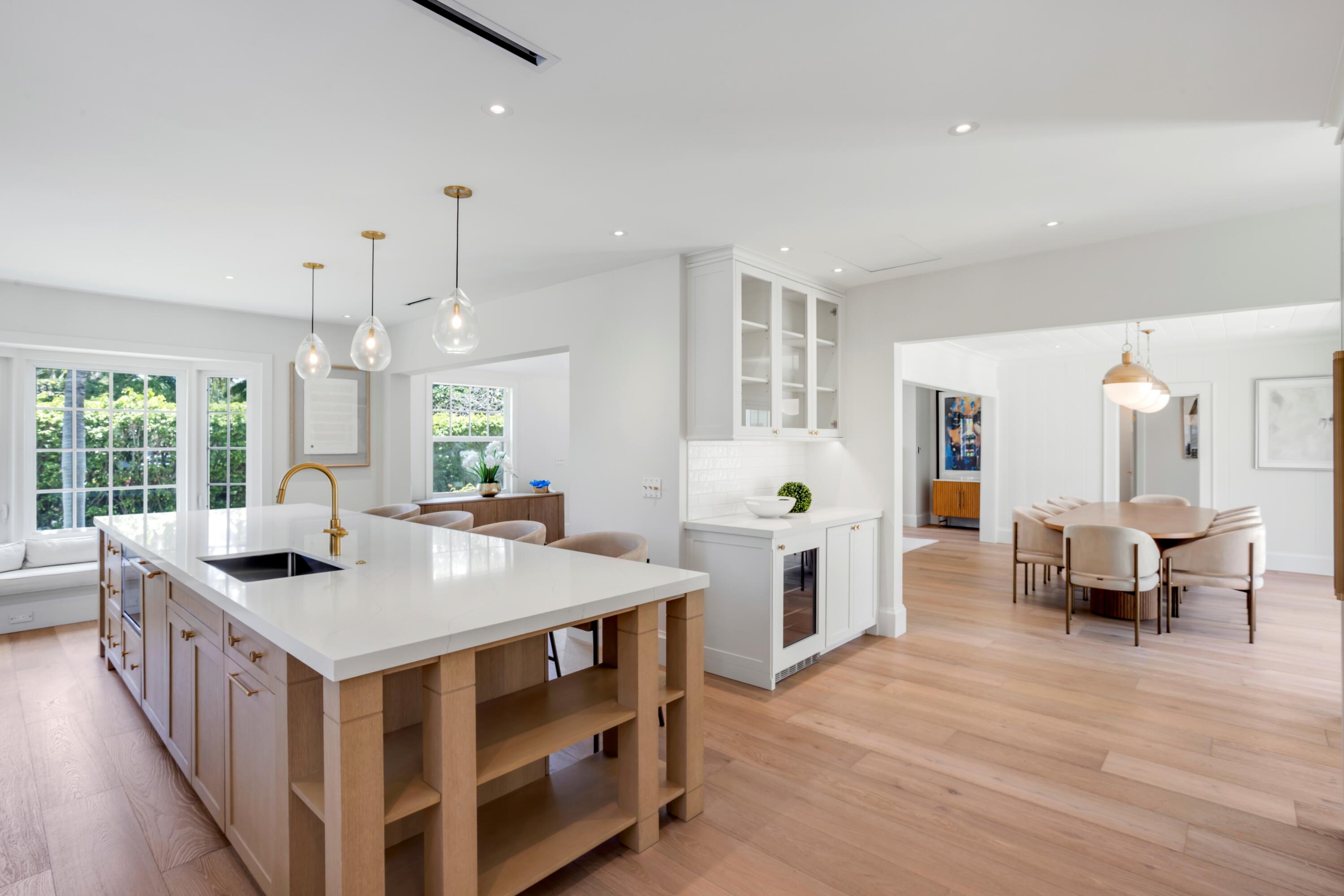 1017 Tamarind, Delray Beach FL 33483