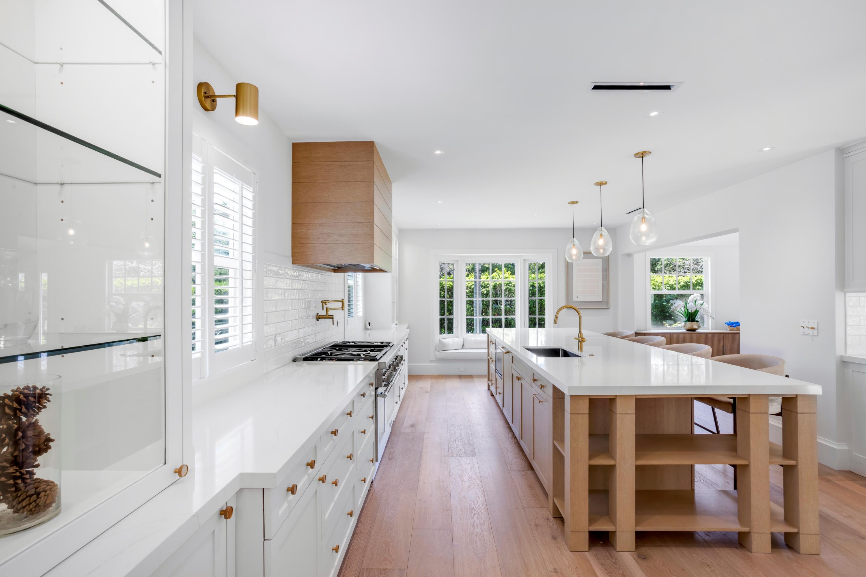 1017 Tamarind, Delray Beach FL 33483