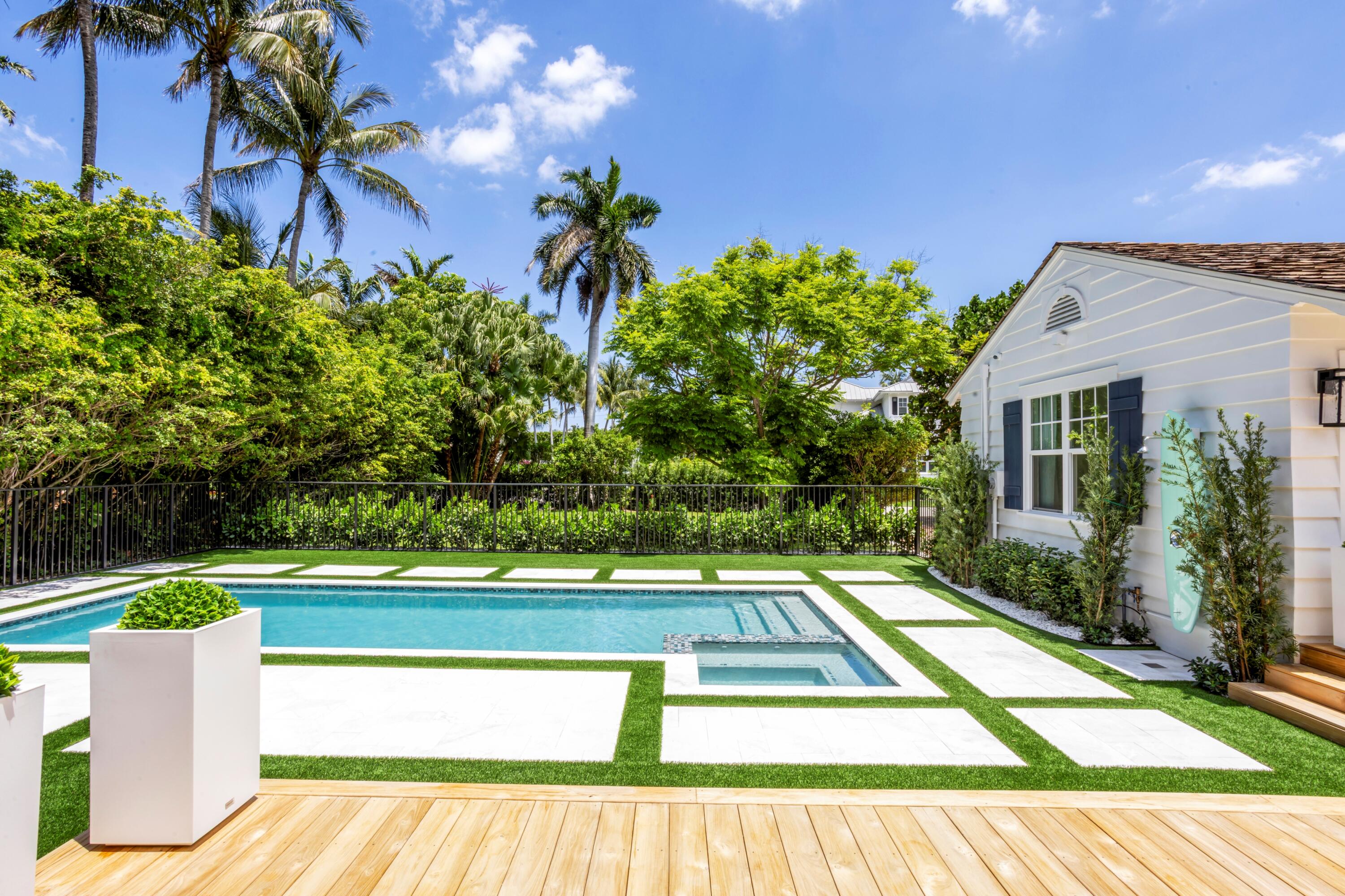 1017 Tamarind, Delray Beach FL 33483