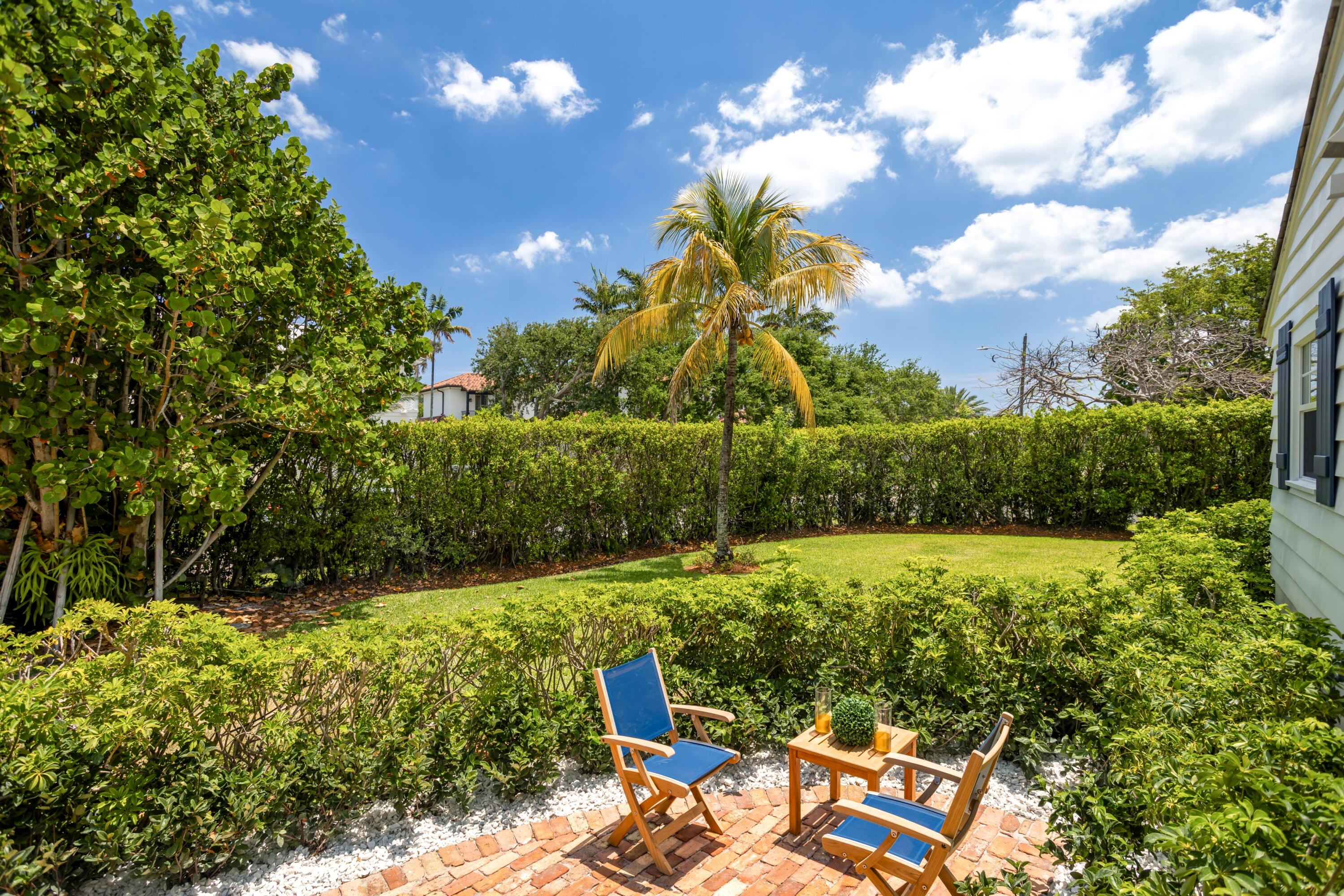 1017 Tamarind, Delray Beach FL 33483