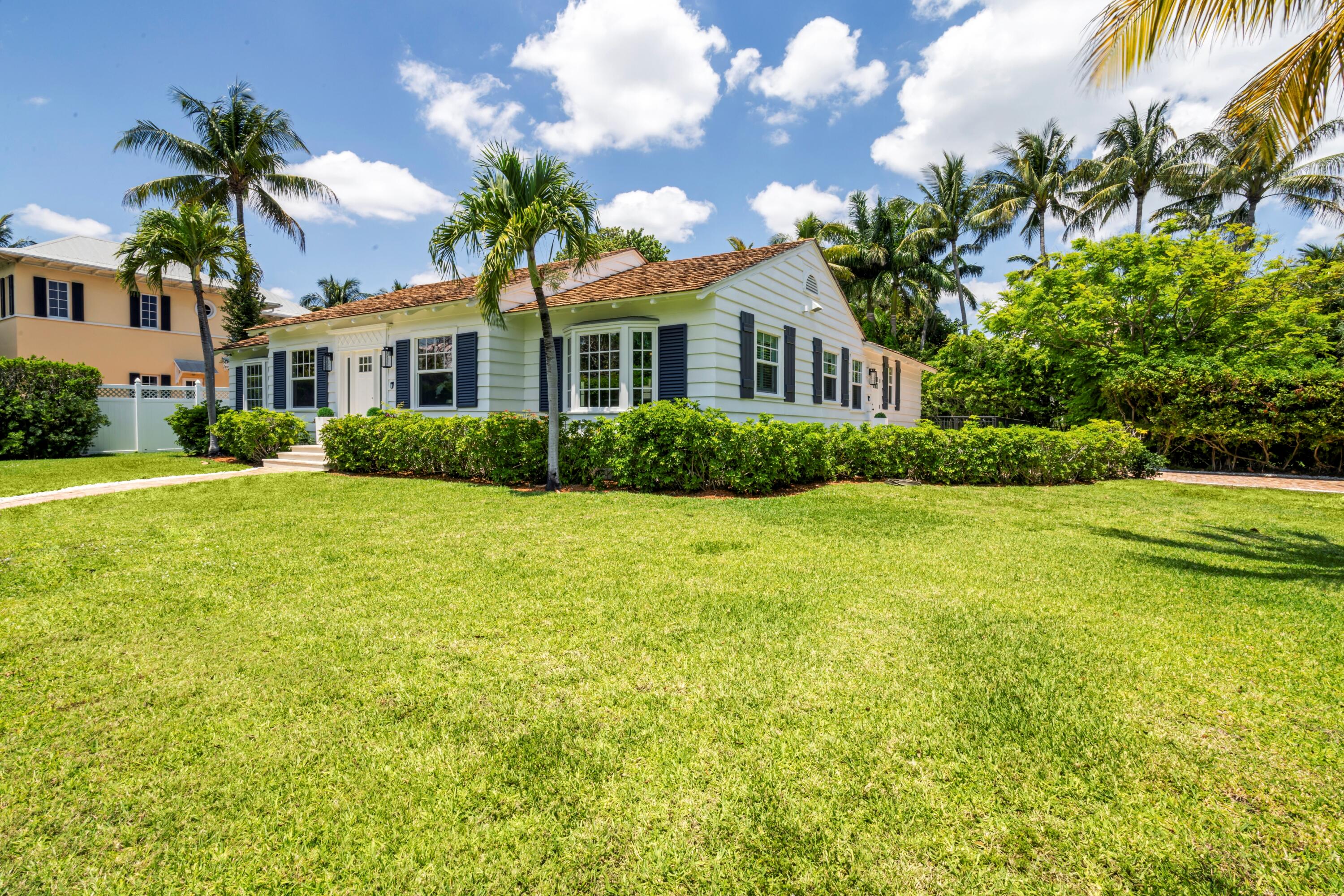 1017 Tamarind, Delray Beach FL 33483