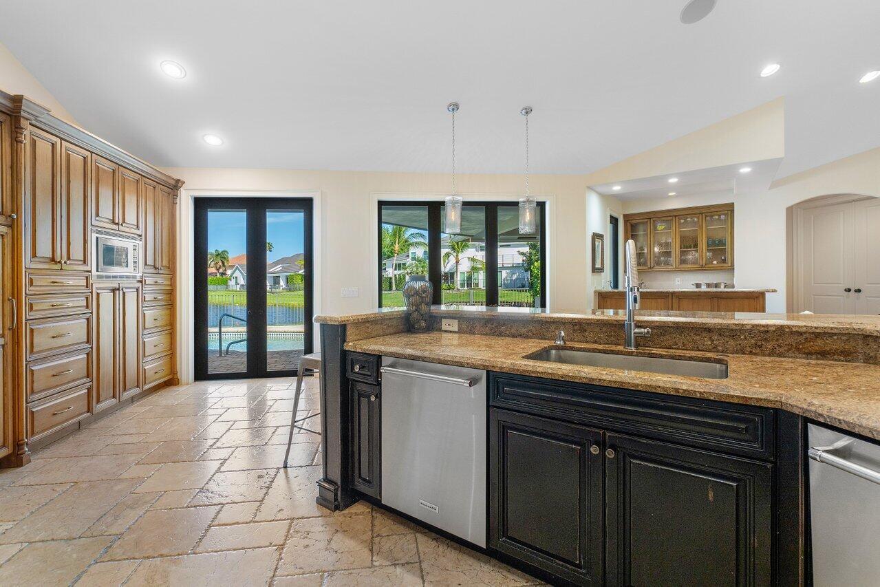 5734 Paddington Way, Boca Raton FL 33496