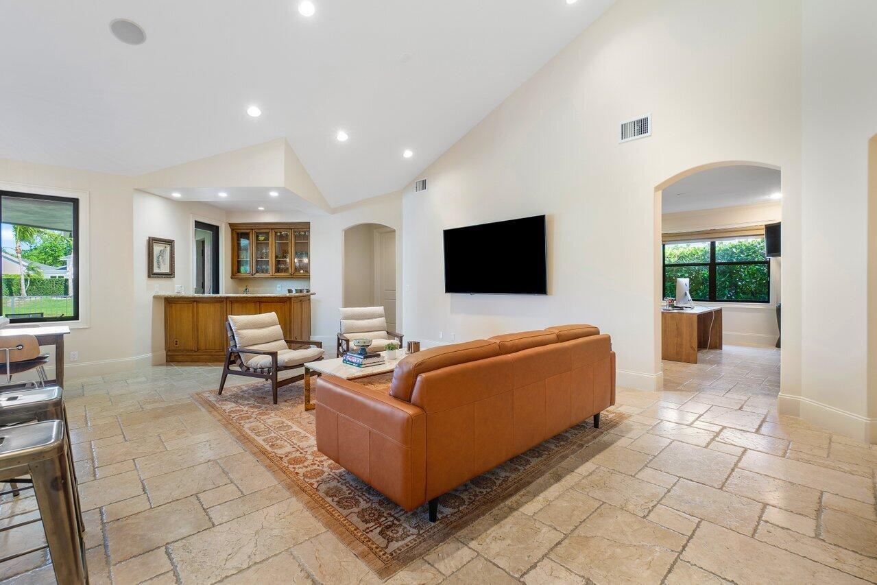 5734 Paddington Way, Boca Raton FL 33496