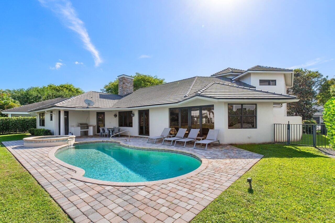 5734 Paddington Way, Boca Raton FL 33496