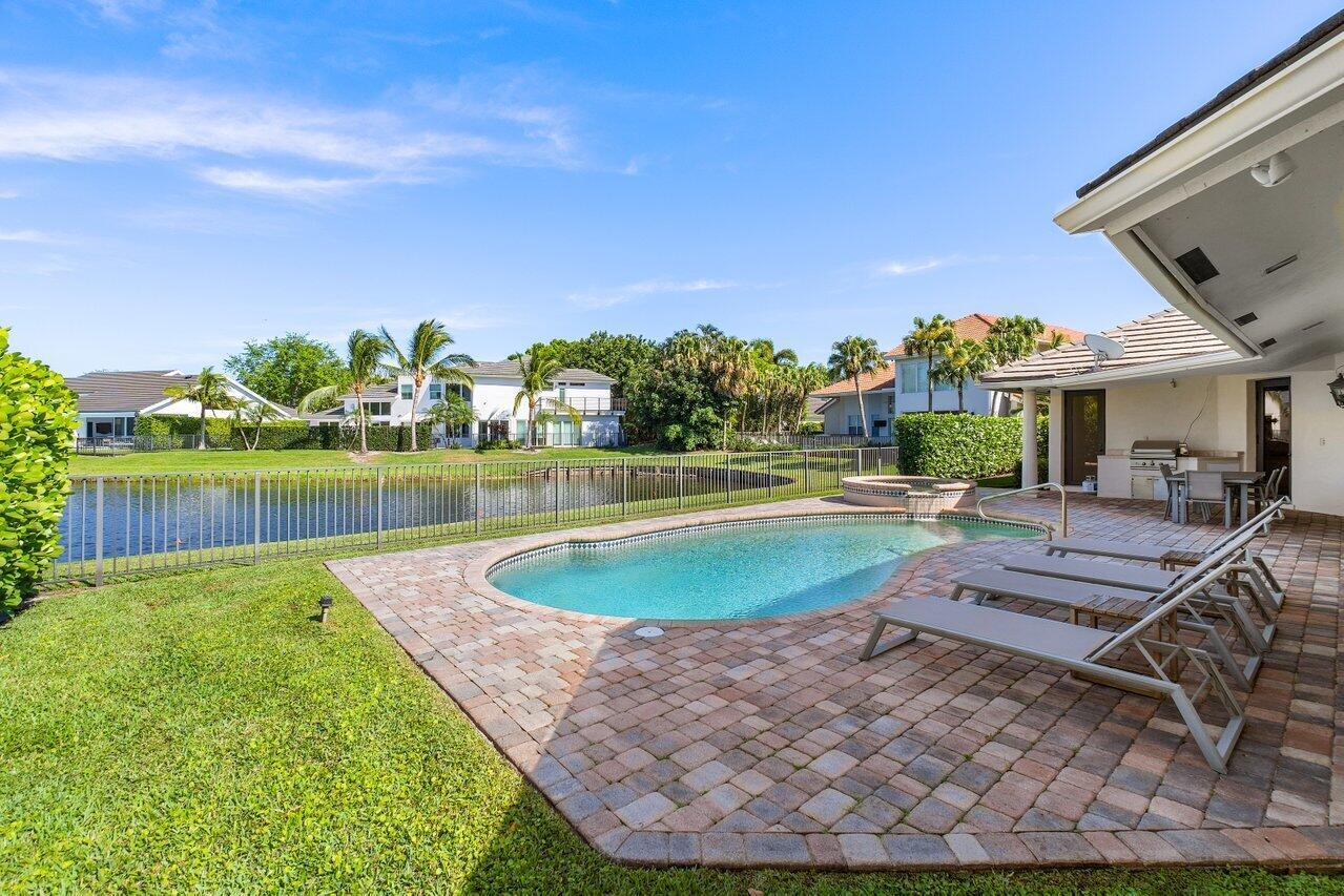 5734 Paddington Way, Boca Raton FL 33496