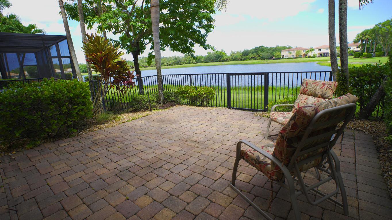 2132 Foxtail View, West Palm Beach FL 33411