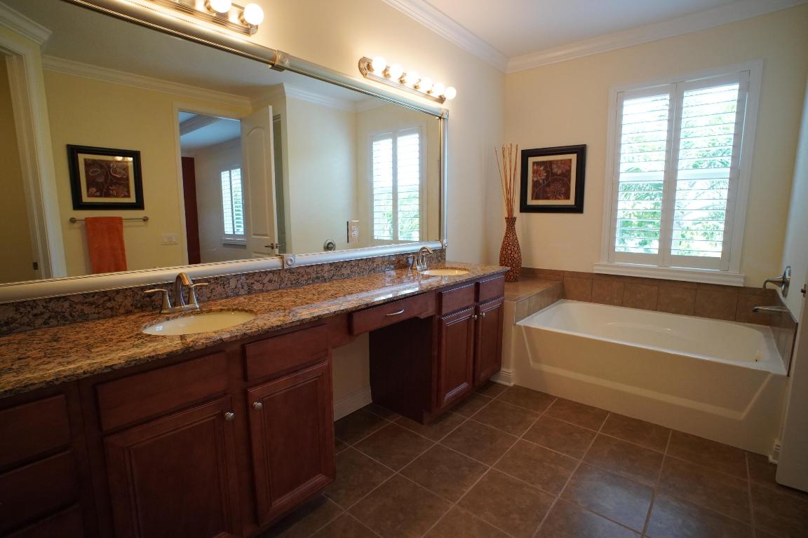 2132 Foxtail View, West Palm Beach FL 33411