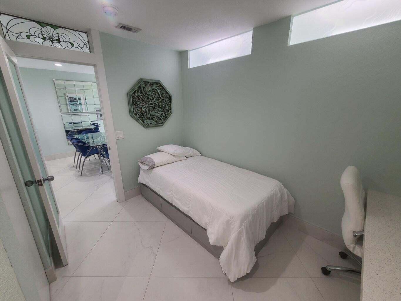 3851 N Ocean #409, Gulf Stream FL 33483