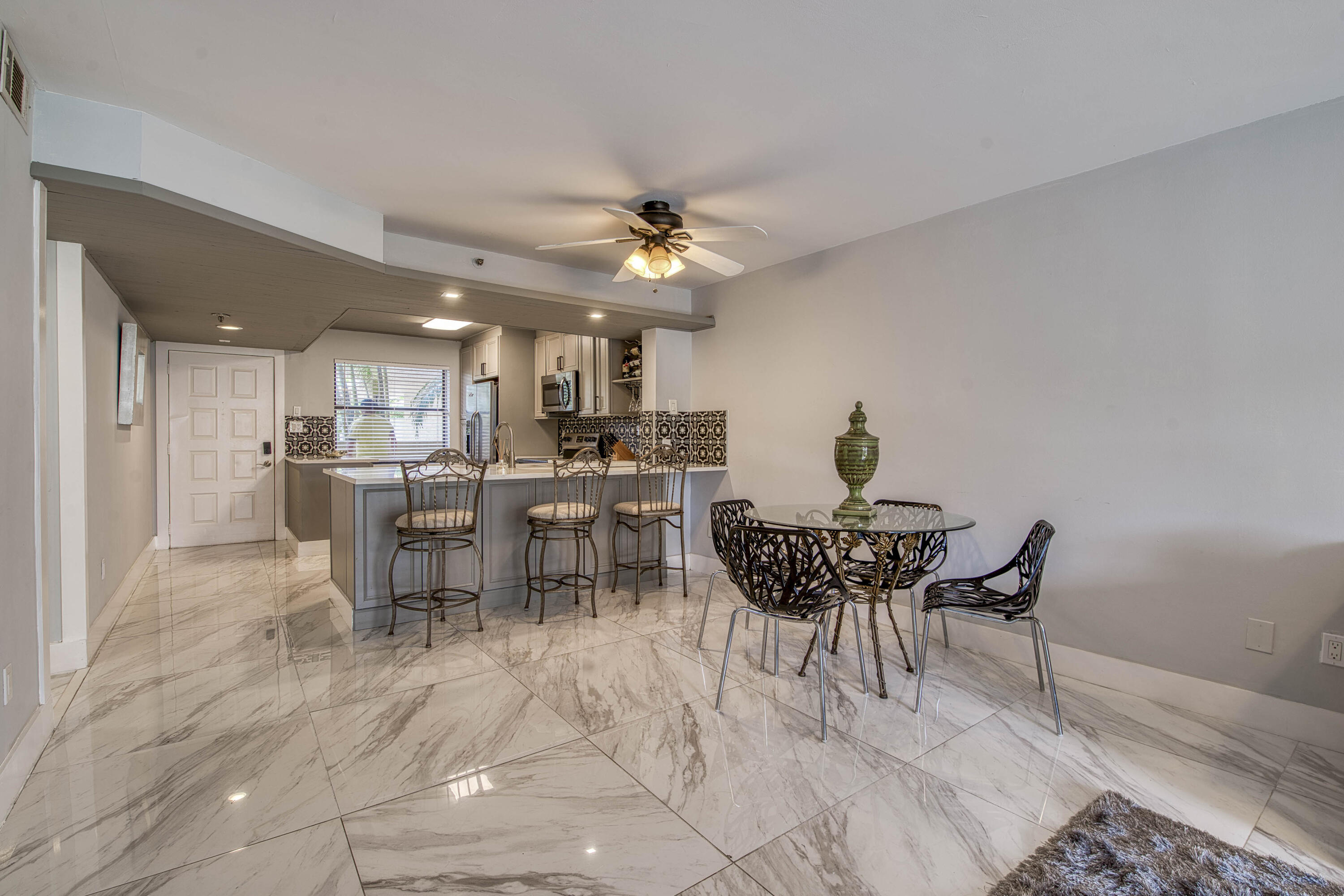 896 N Federal #128, Lantana FL 33462