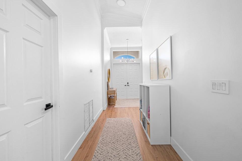 2887 N Bight, West Palm Beach FL 33411